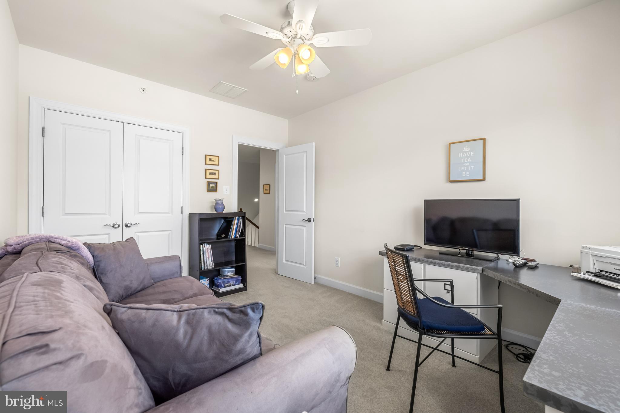 ROCKLAND RIDGE - Residential