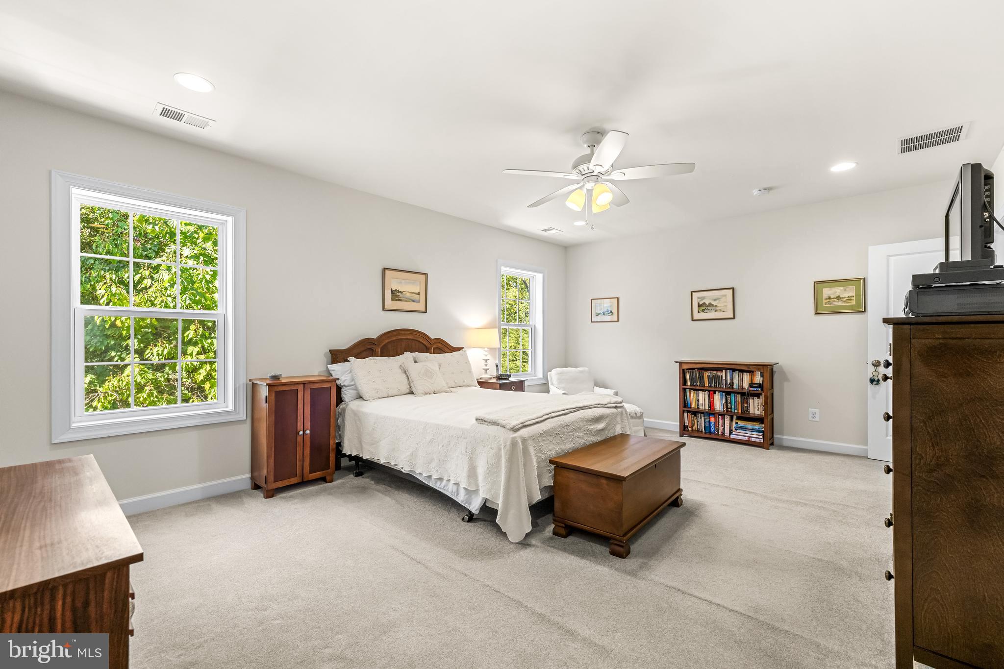 ROCKLAND RIDGE - Residential