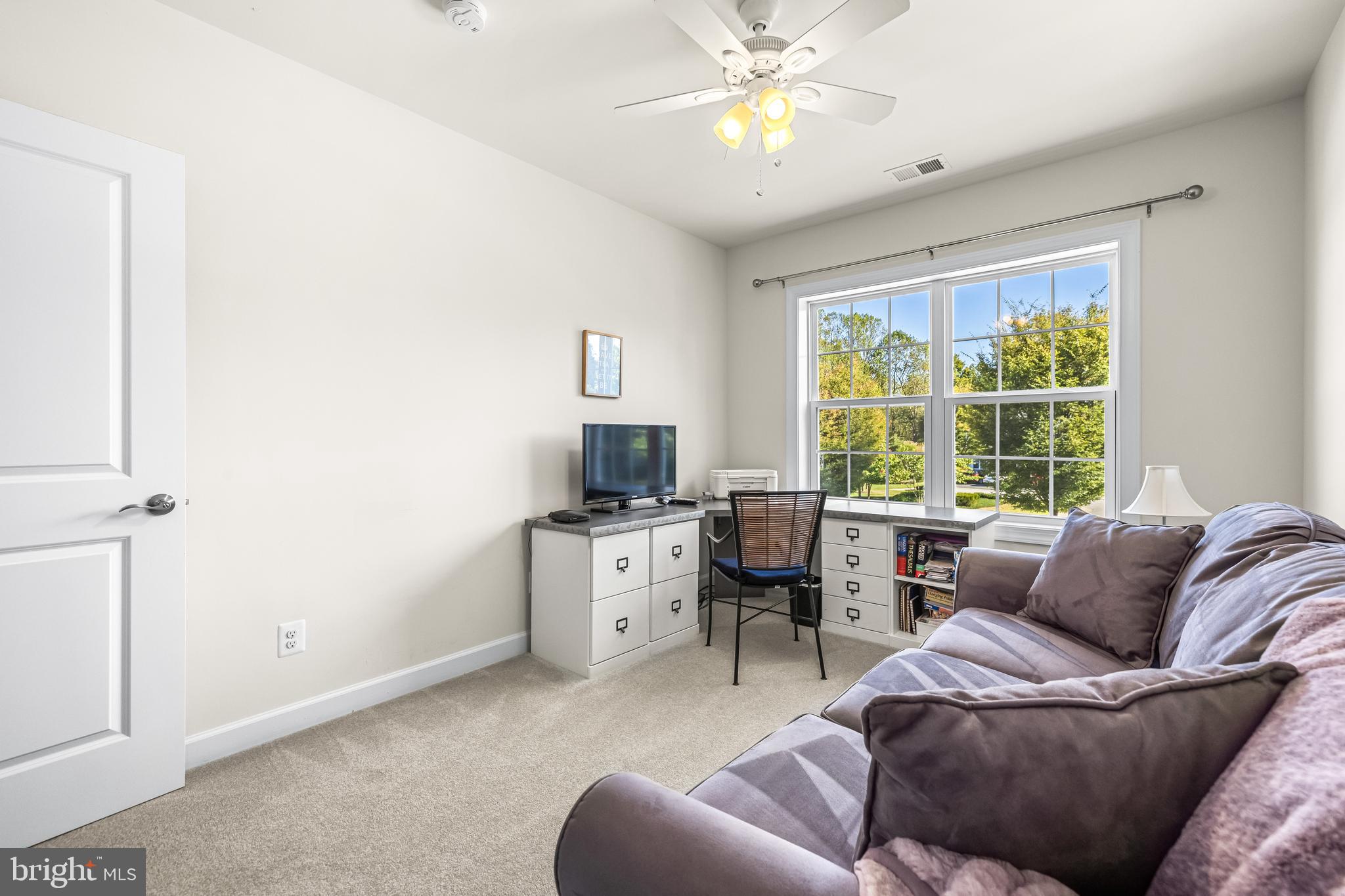 ROCKLAND RIDGE - Residential