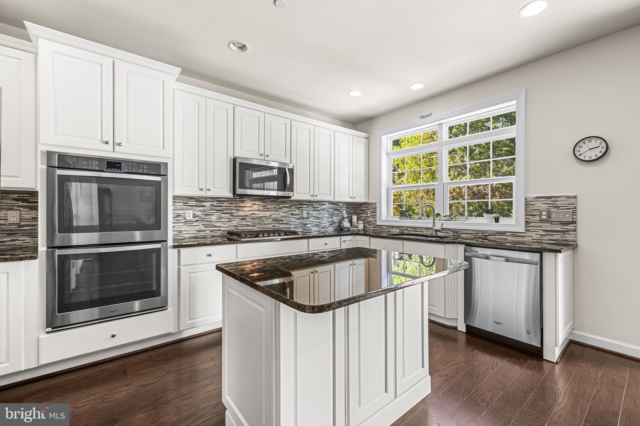 ROCKLAND RIDGE - Residential