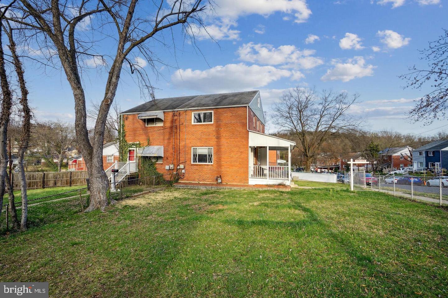 TEMPLETON KNOLLS - Residential