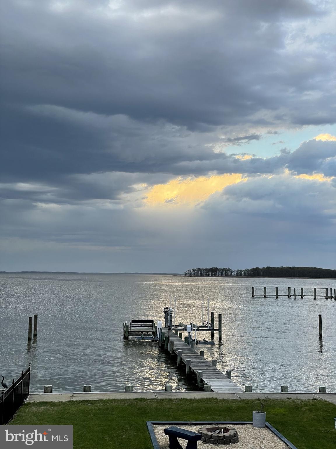 MILLERS ISLAND - Residential