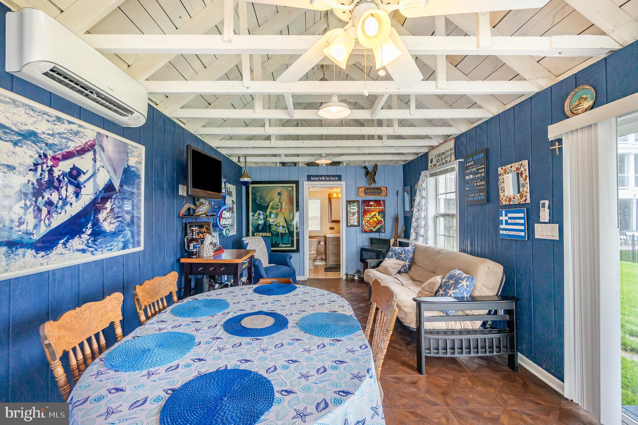 MILLERS ISLAND - Residential