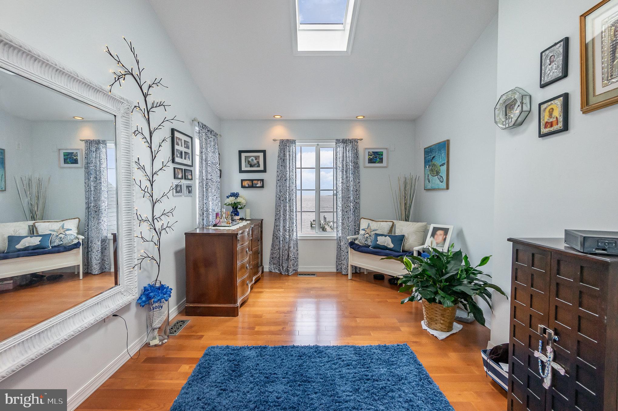 MILLERS ISLAND - Residential