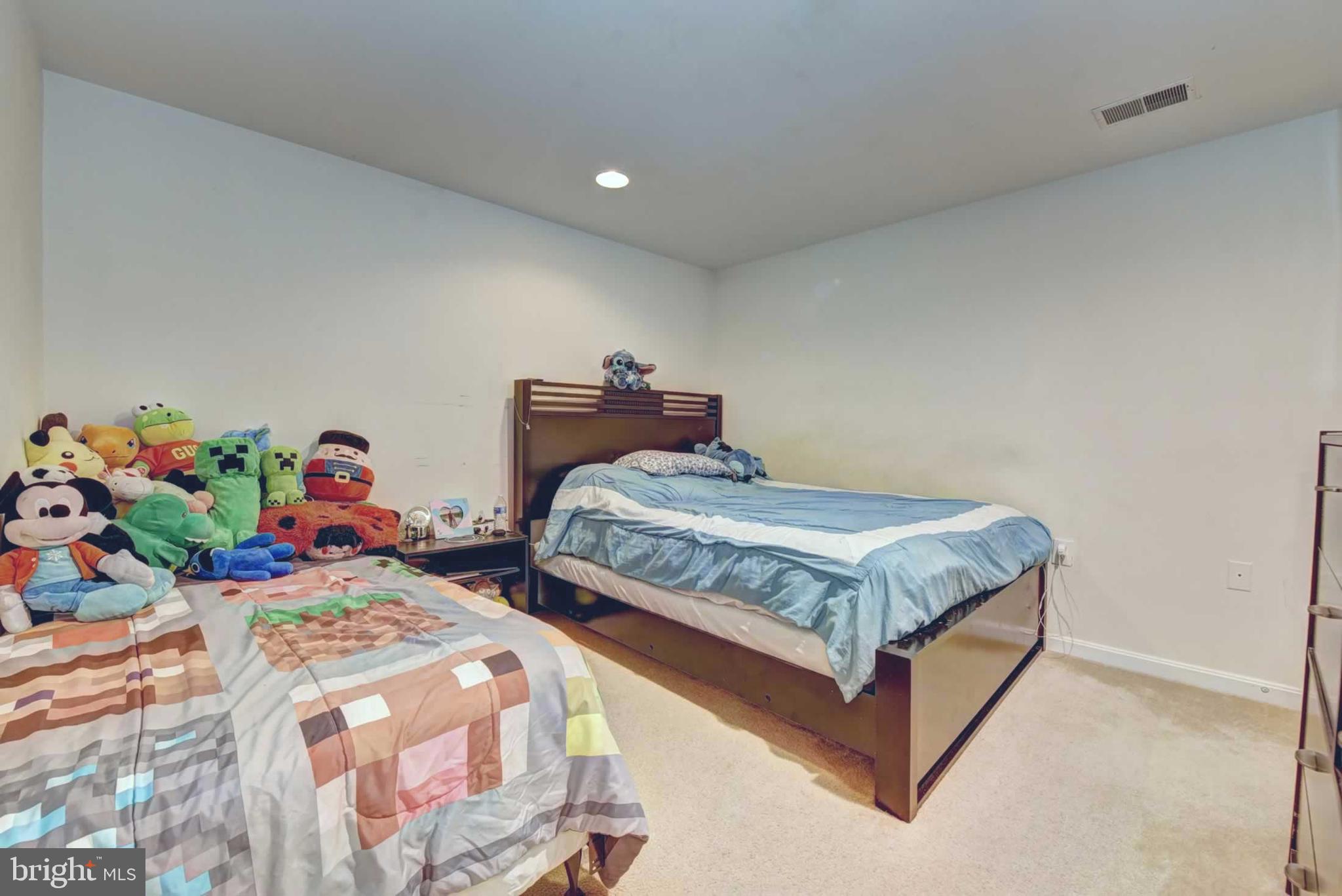 DOMINION STATION - Residential