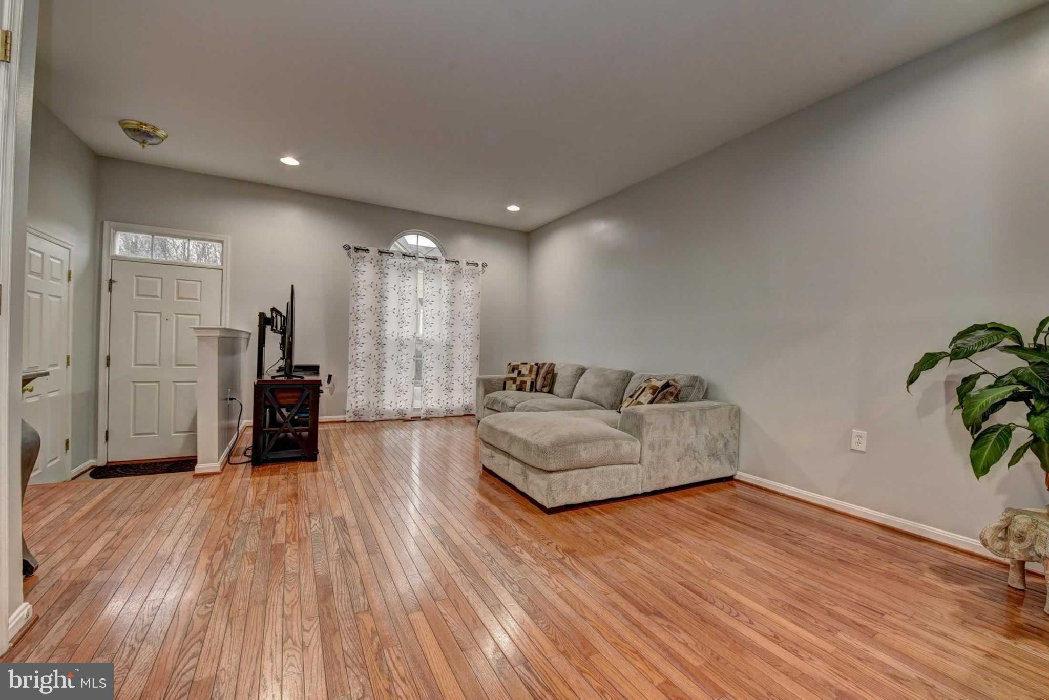 DOMINION STATION - Residential