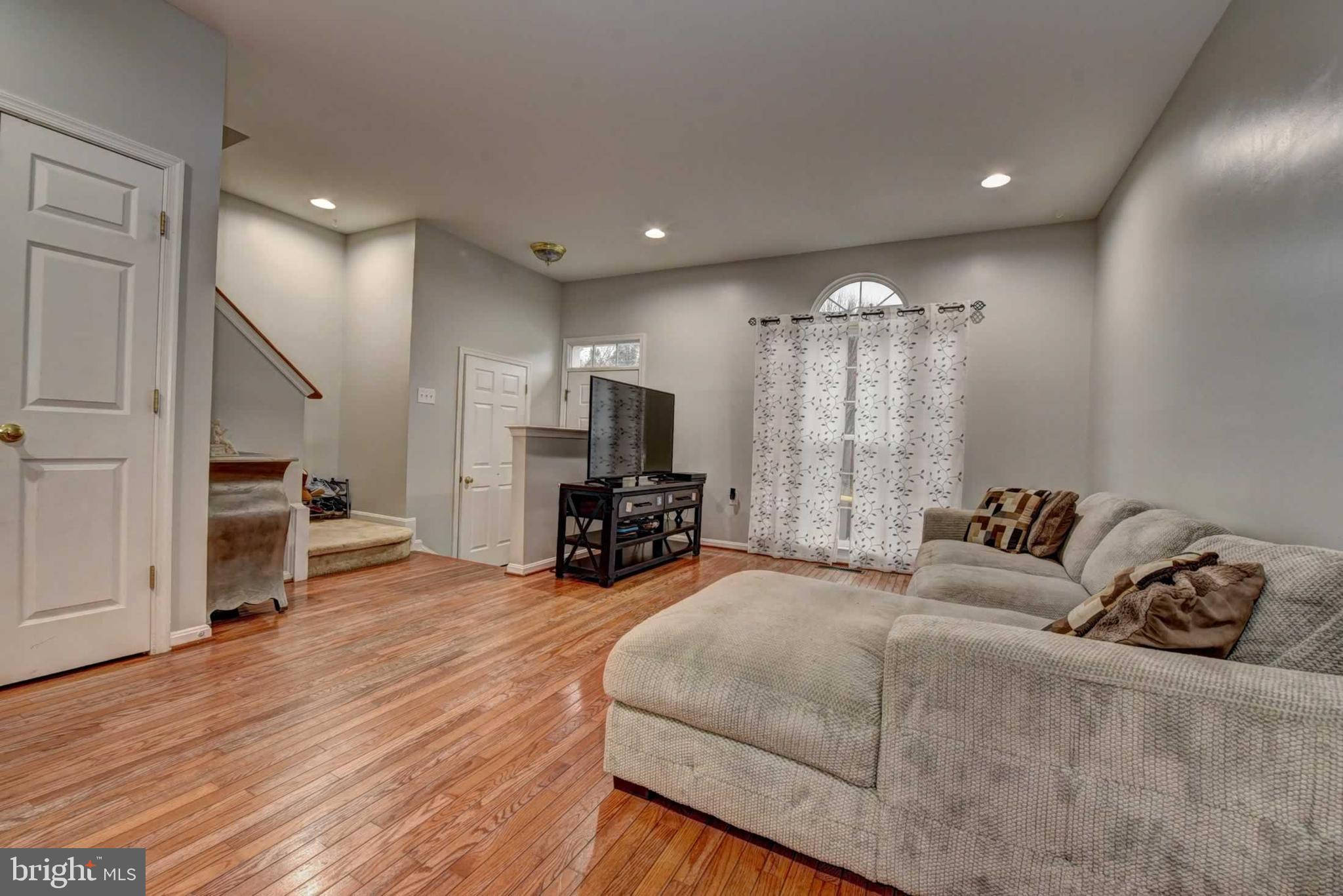 DOMINION STATION - Residential