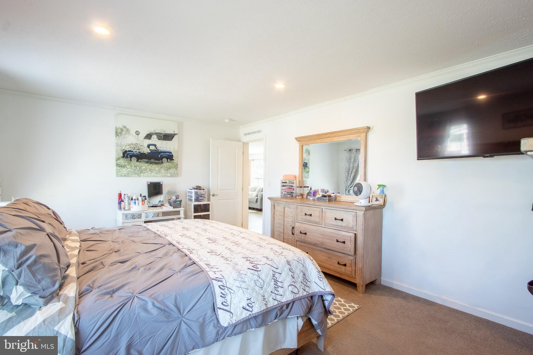 RIDGEWOOD MHP - Residential