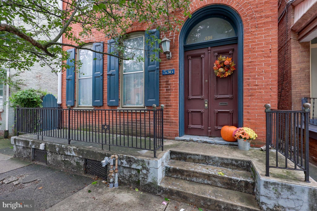 Photo of 536 E King Street, LANCASTER, PA 17602 (MLS # PALA2095956)
