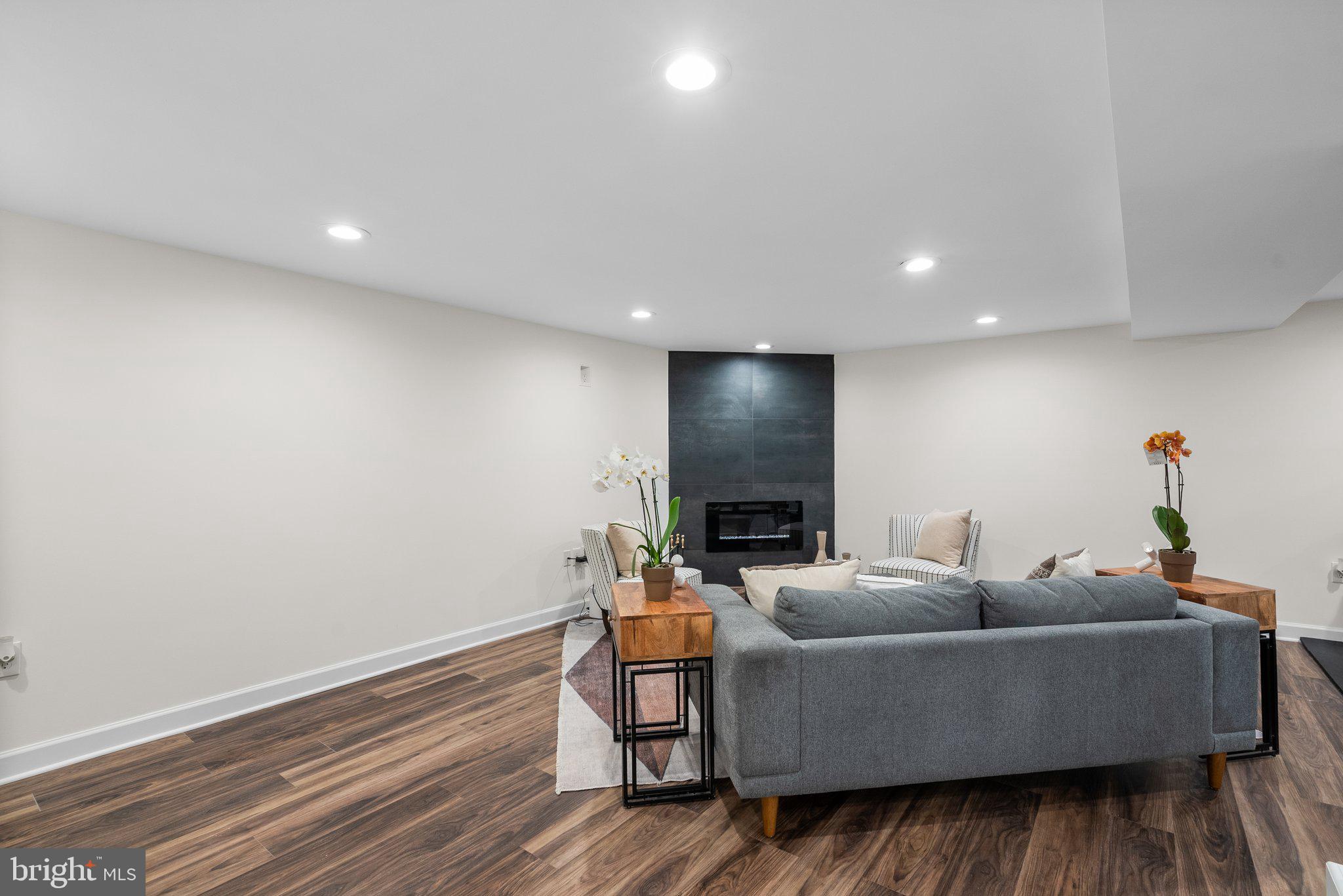 RANDOLPH HILLS - Residential