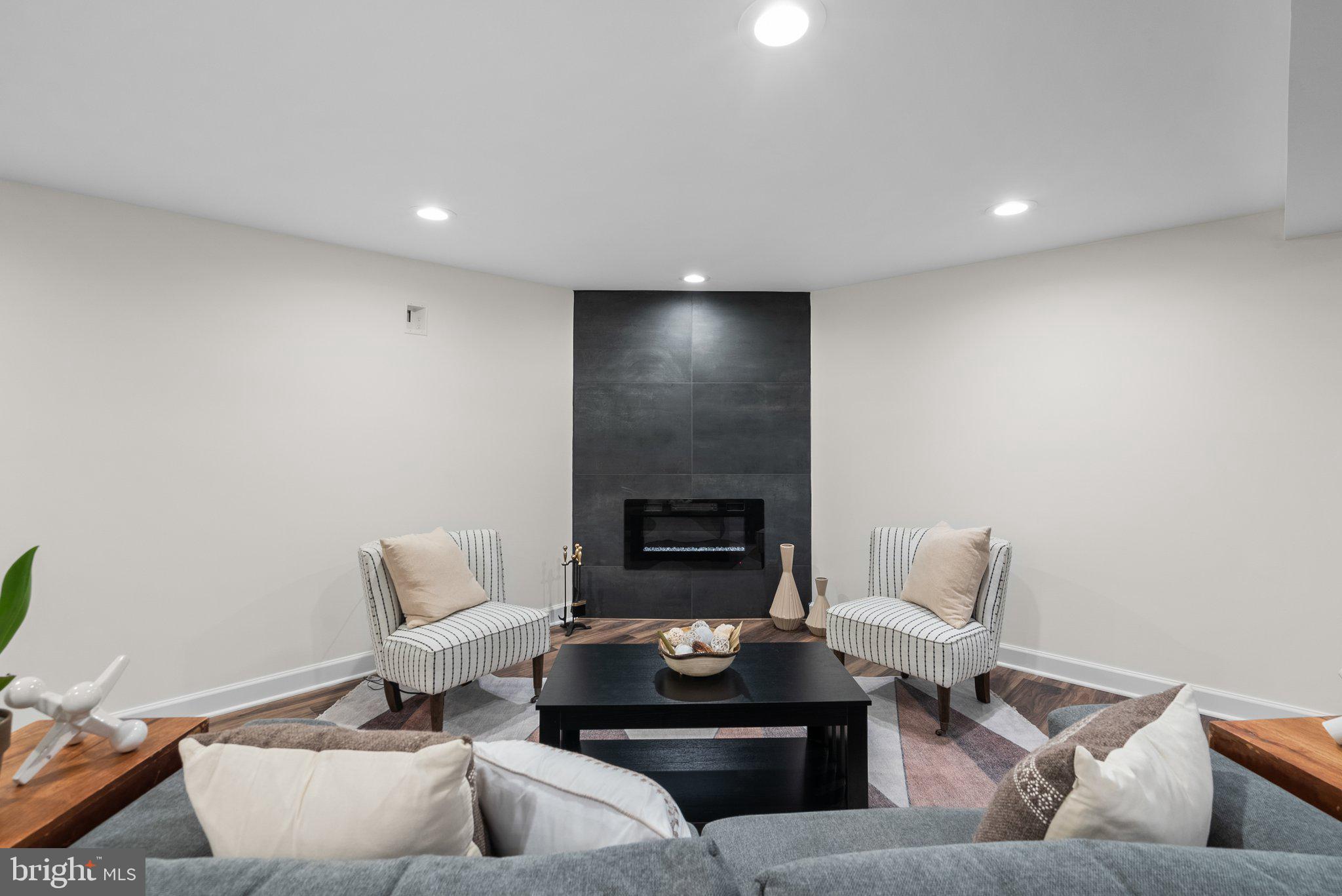 RANDOLPH HILLS - Residential