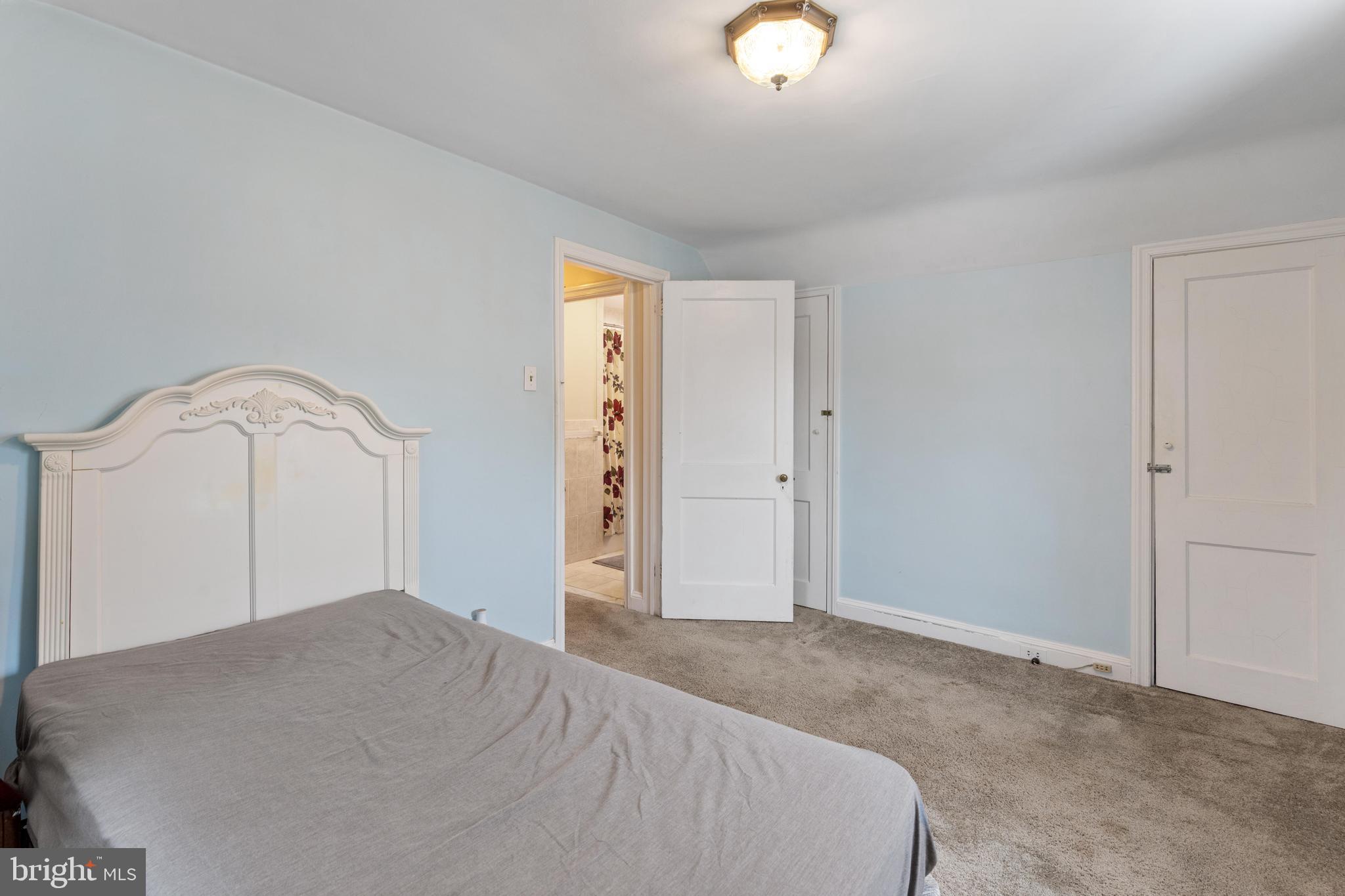 FLOURTOWN - Residential