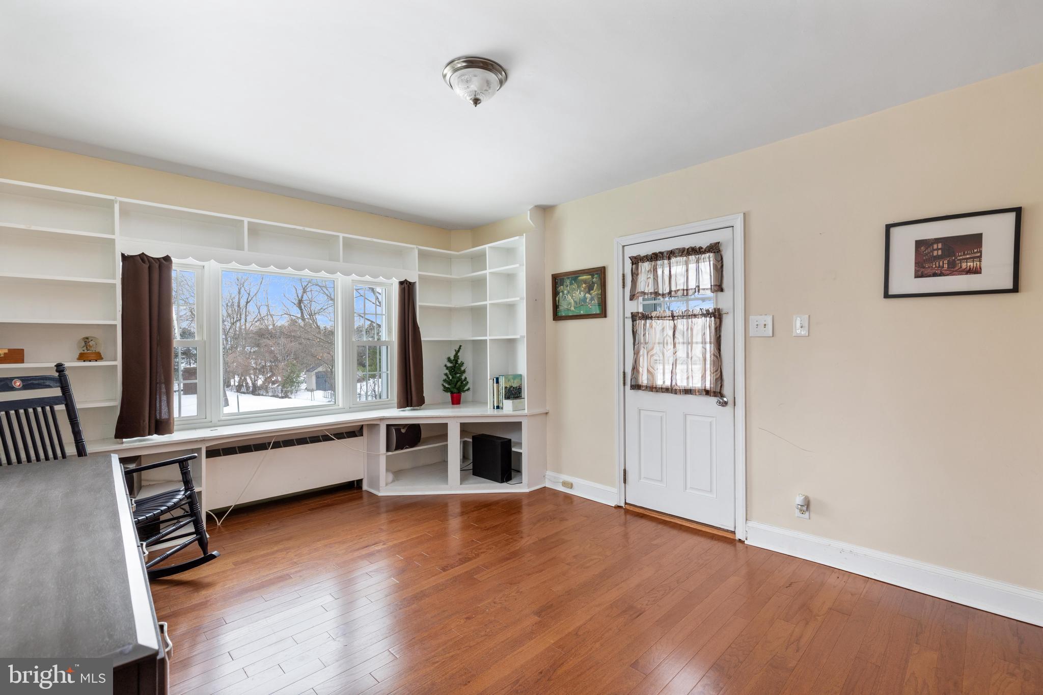 FLOURTOWN - Residential