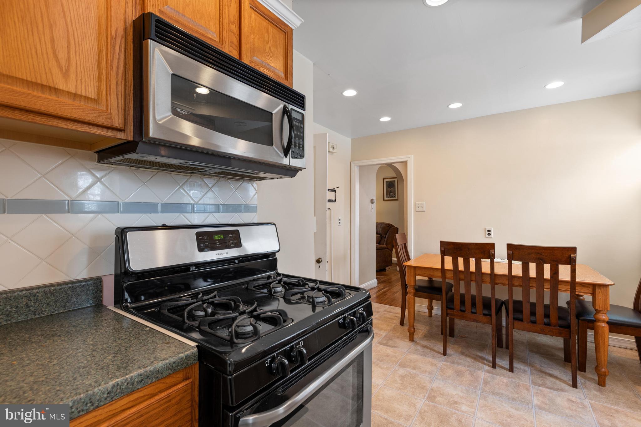 FLOURTOWN - Residential