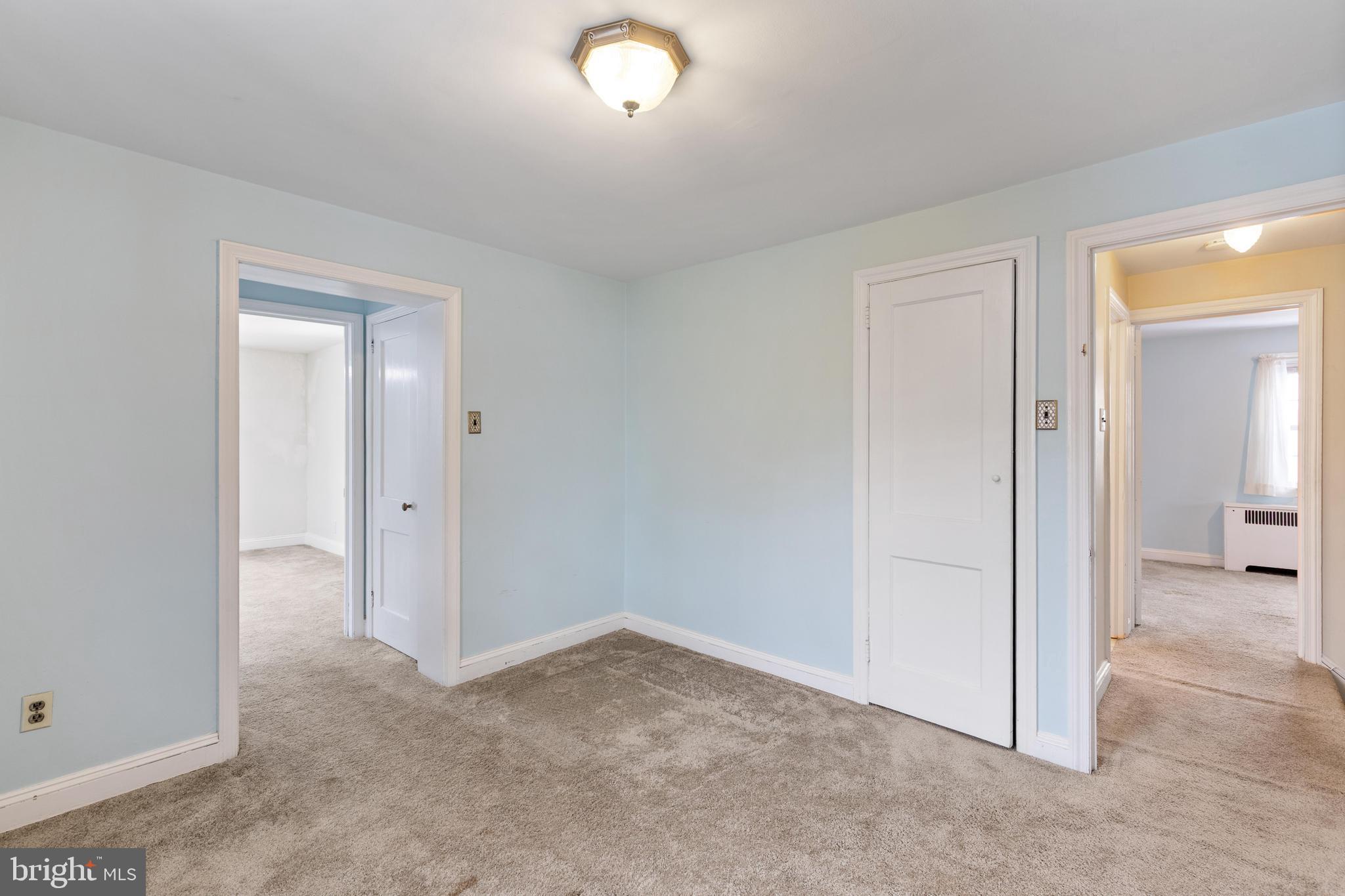 FLOURTOWN - Residential