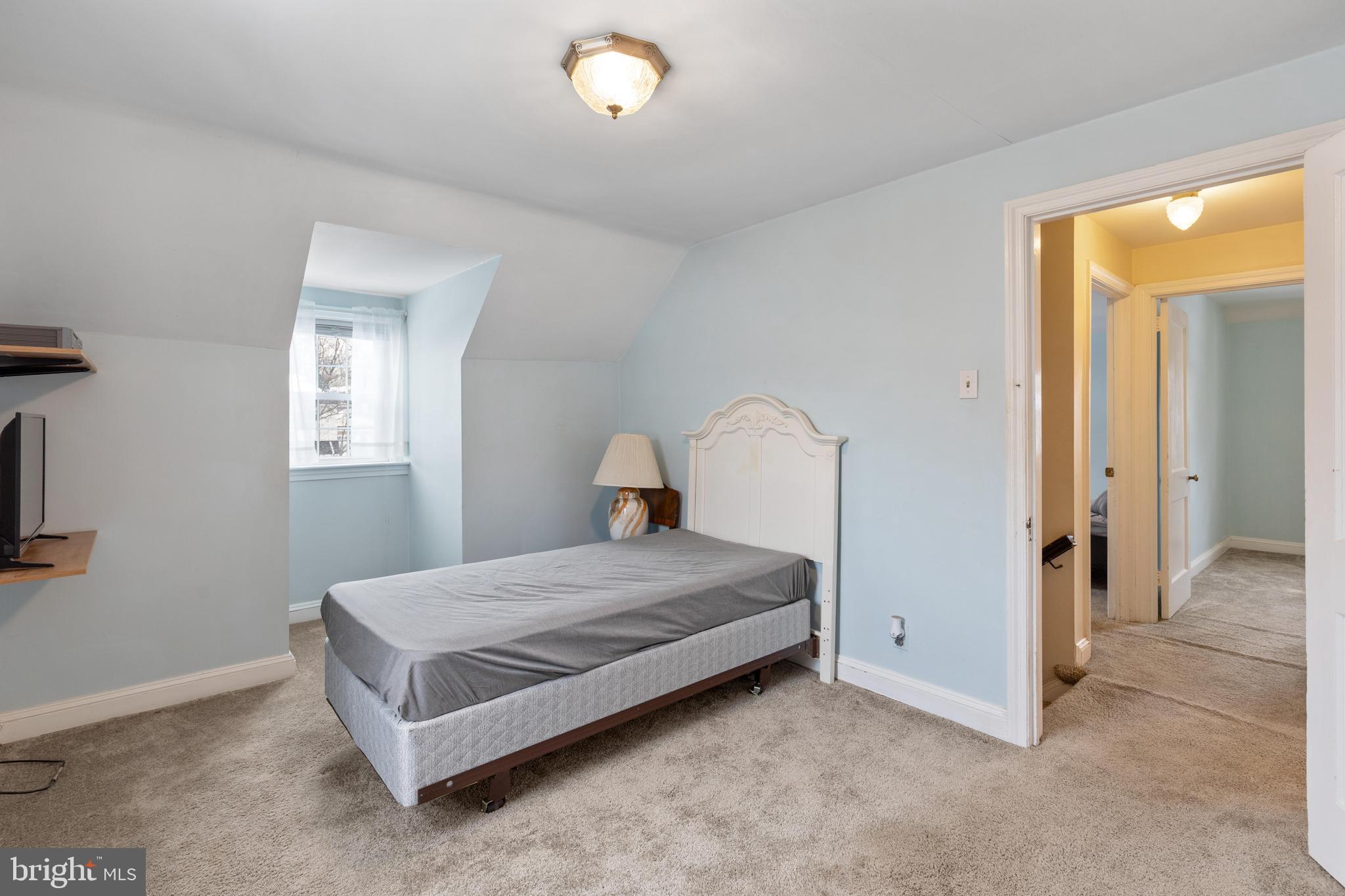 FLOURTOWN - Residential