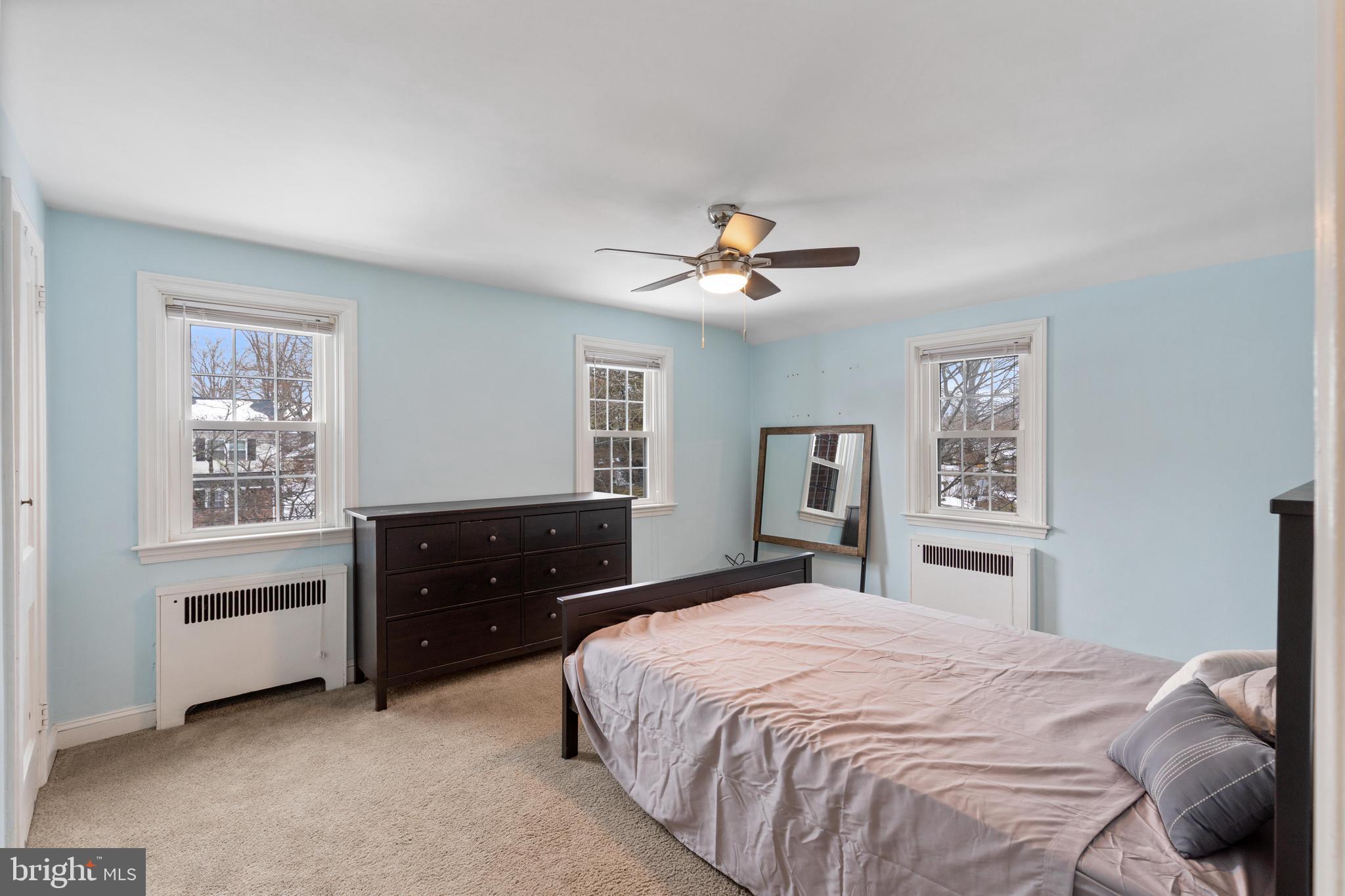 FLOURTOWN - Residential