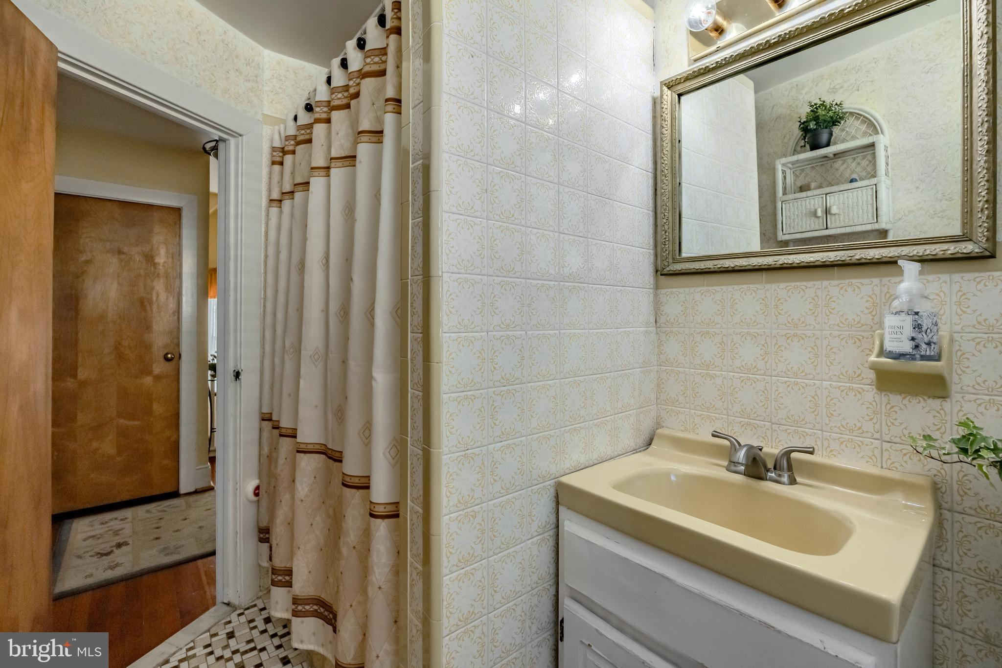 WYNNEBROOK MANOR - Residential