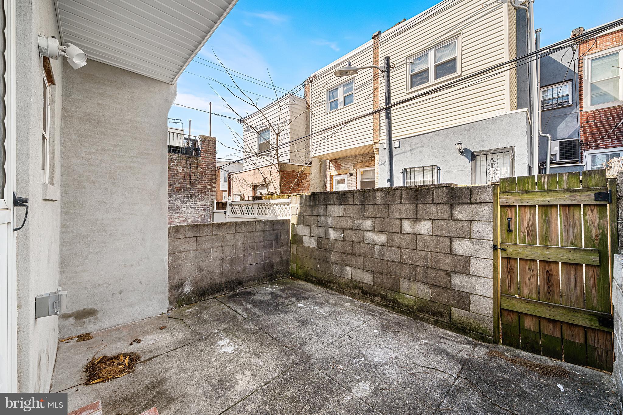 WEST PASSYUNK - Residential