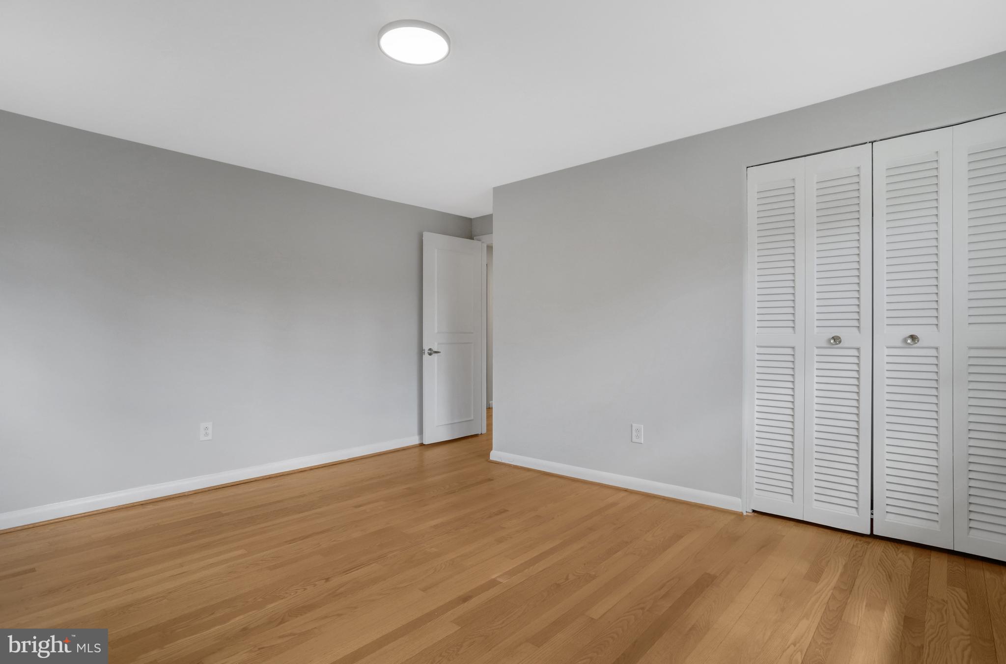 MT VERNON PARK - Residential