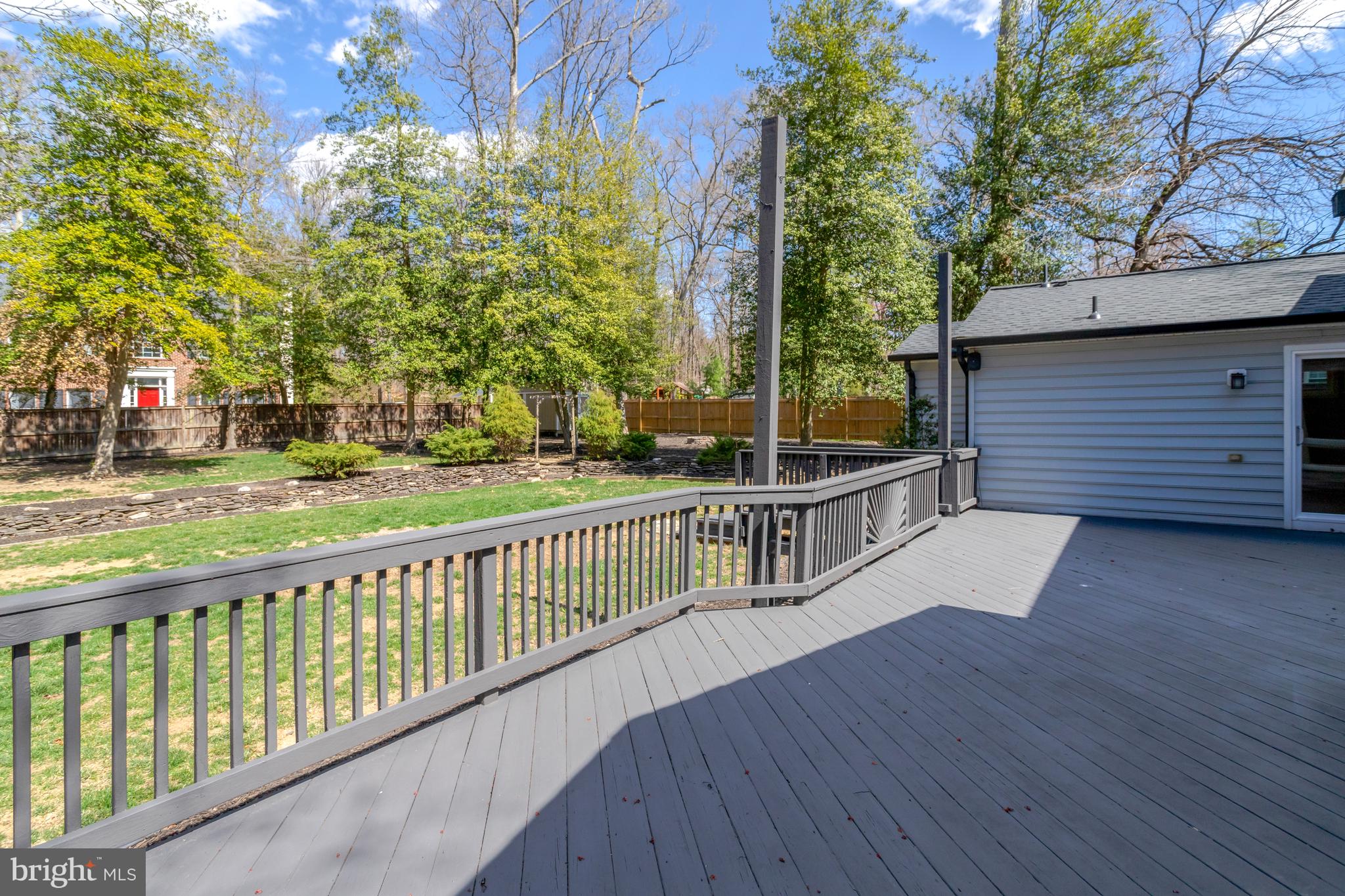 MT VERNON PARK - Residential