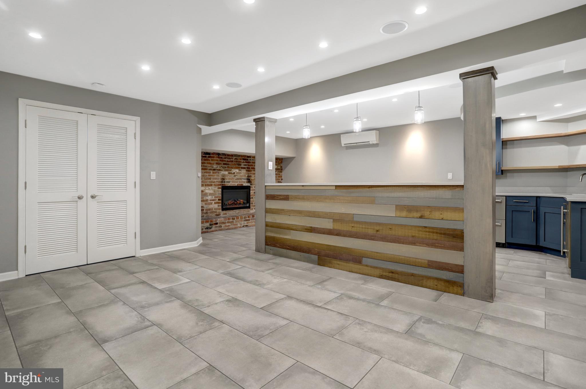 MT VERNON PARK - Residential