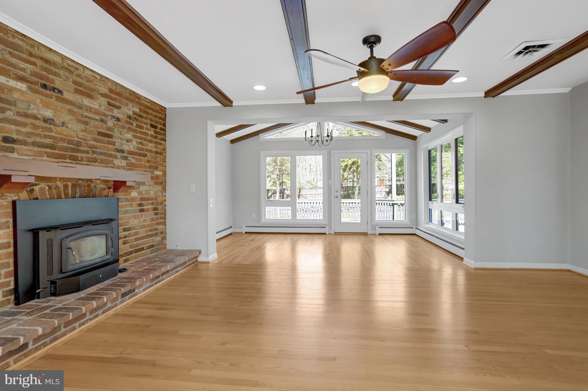 MT VERNON PARK - Residential