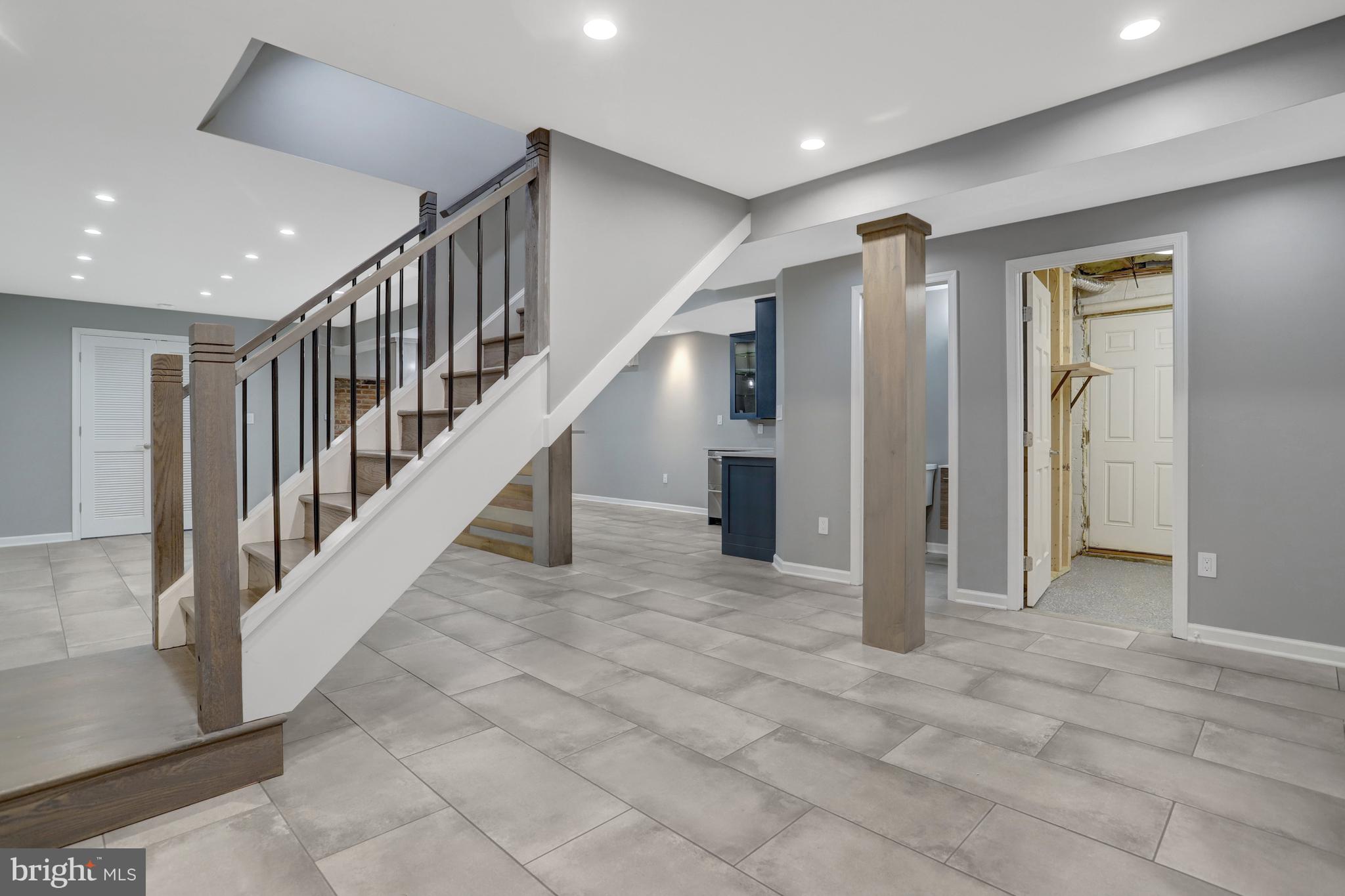 MT VERNON PARK - Residential