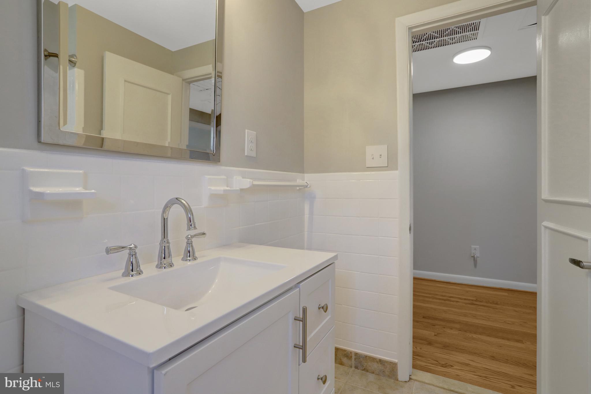 MT VERNON PARK - Residential