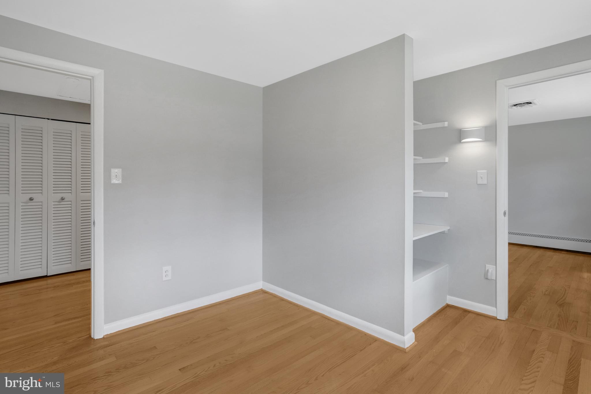 MT VERNON PARK - Residential