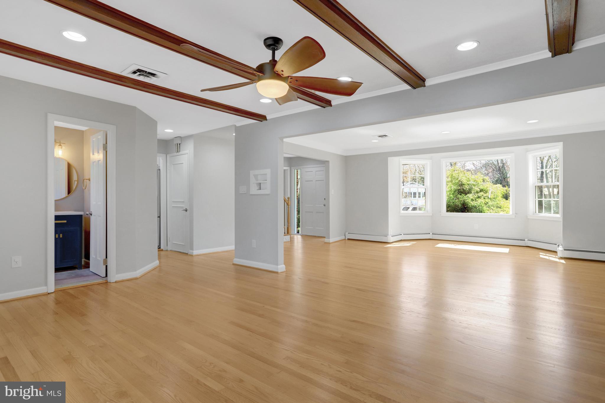 MT VERNON PARK - Residential