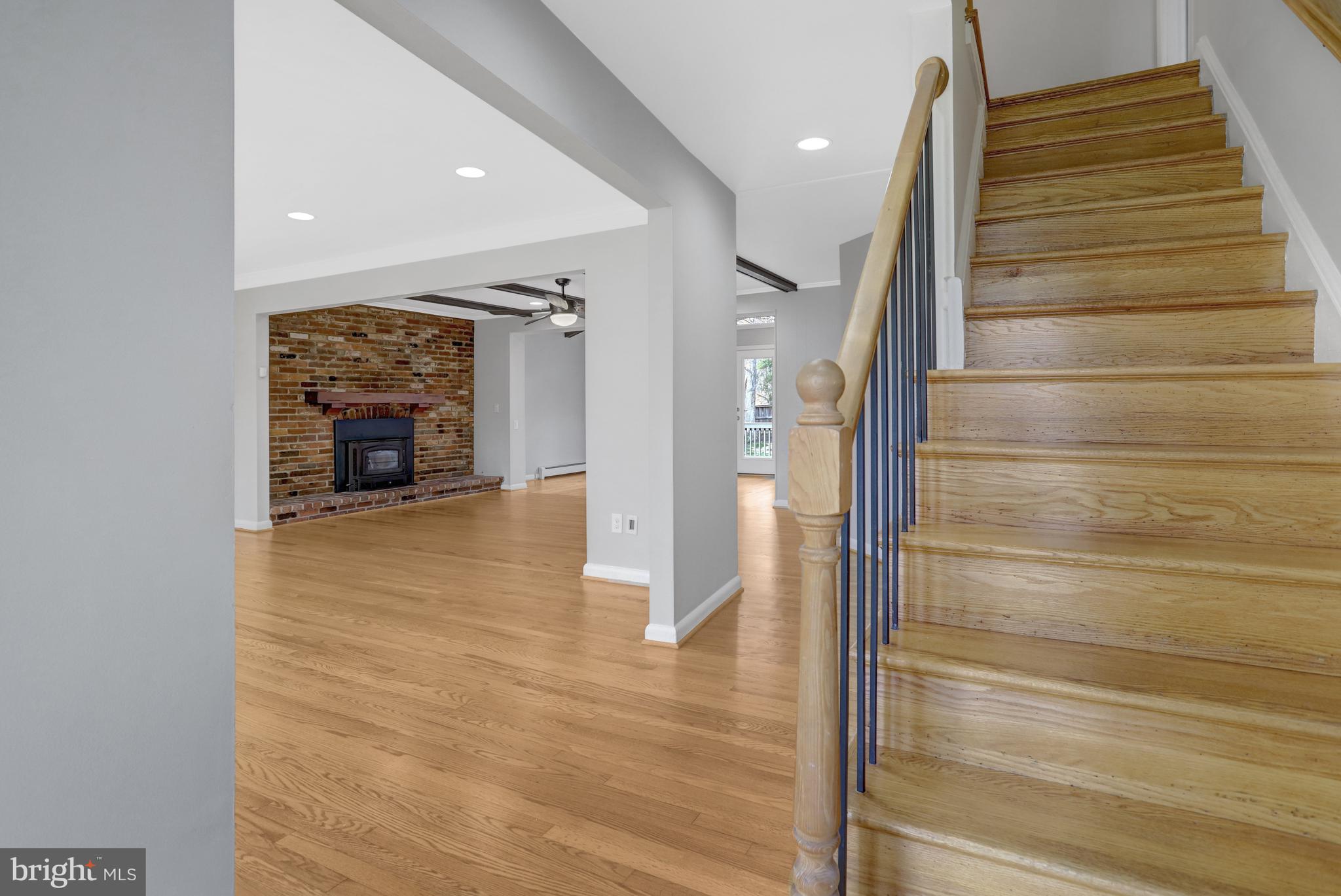 4304 ROBERTSON BOULEVARD