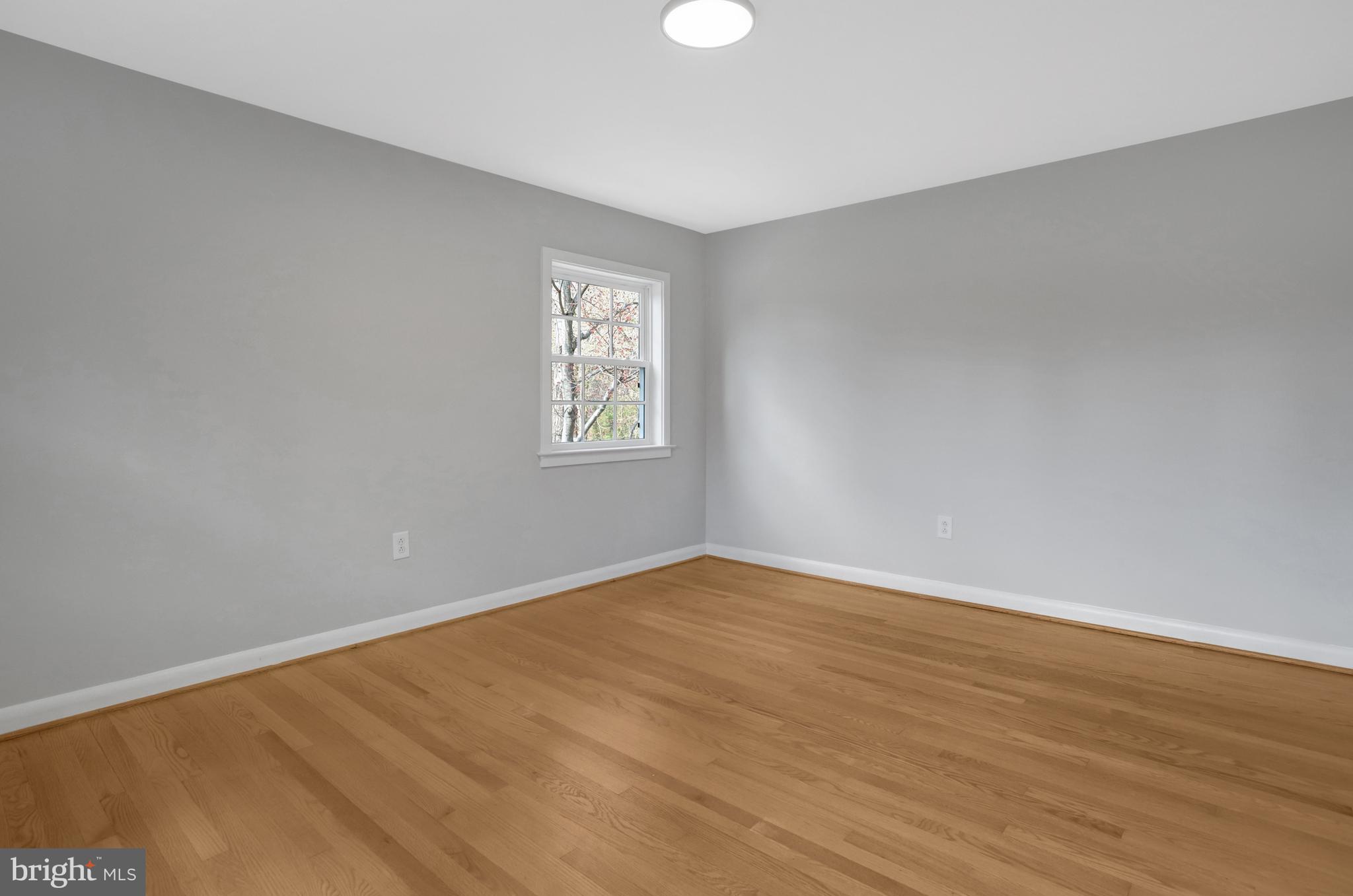 MT VERNON PARK - Residential