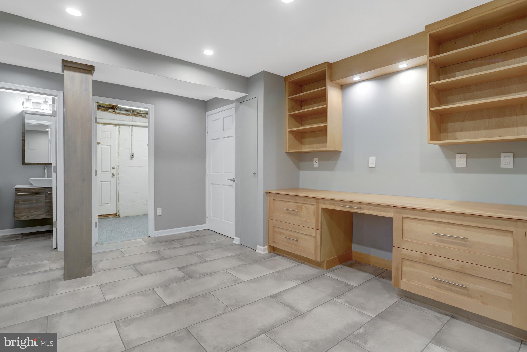 MT VERNON PARK - Residential