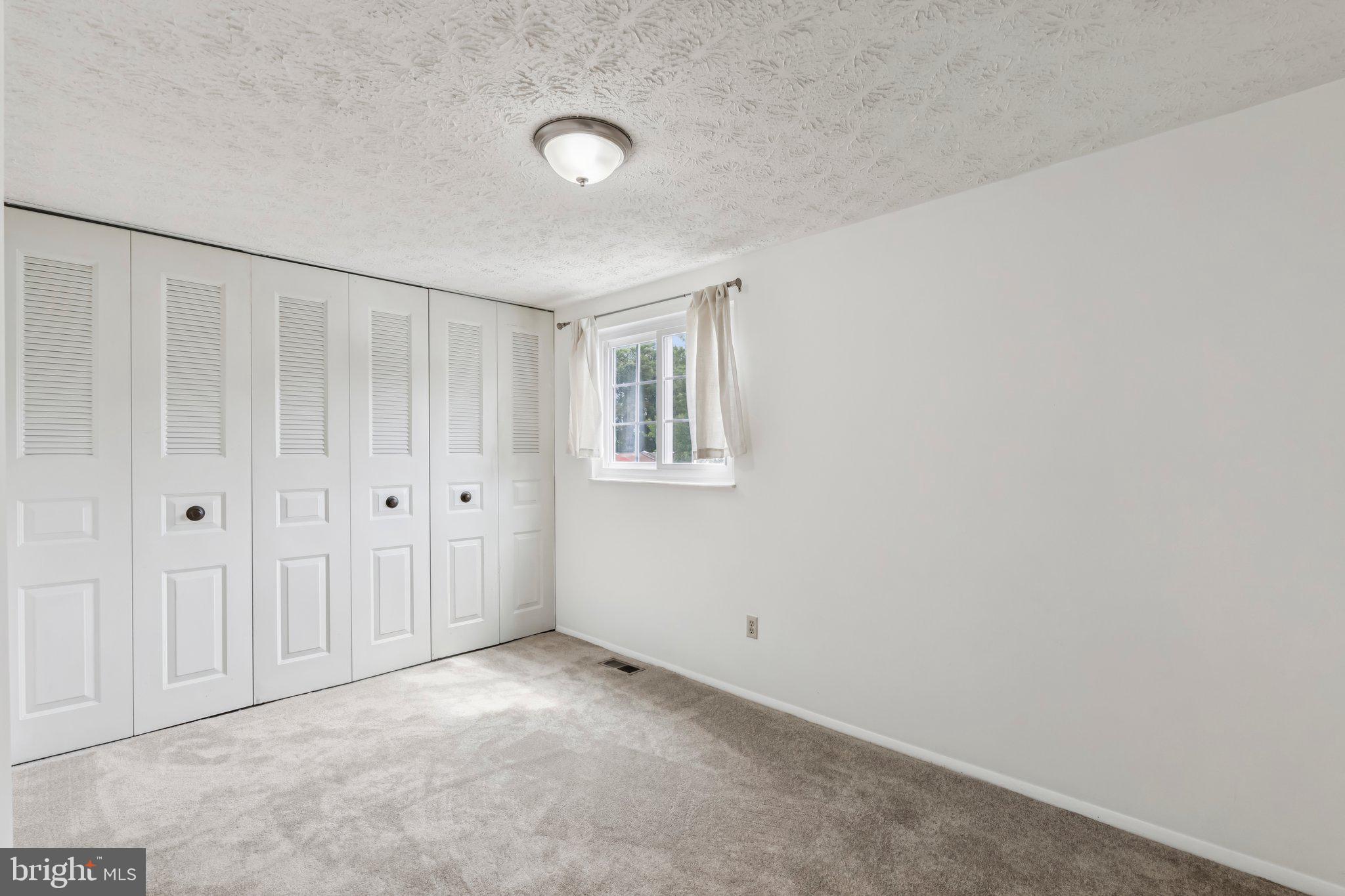 NEWINGTON FOREST - Residential Lease