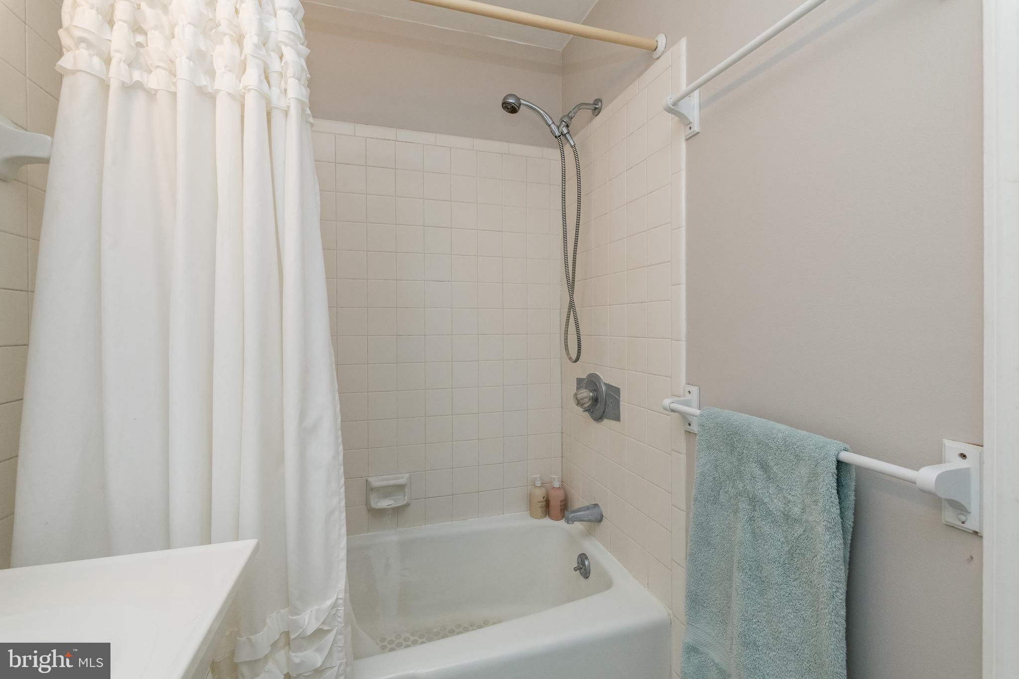 RIDGELY'S DELIGHT - Residential