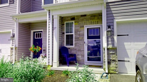 Townhouse For Sale - 27 Nelson Way<br/> WESTAMPTON, NJ 08060