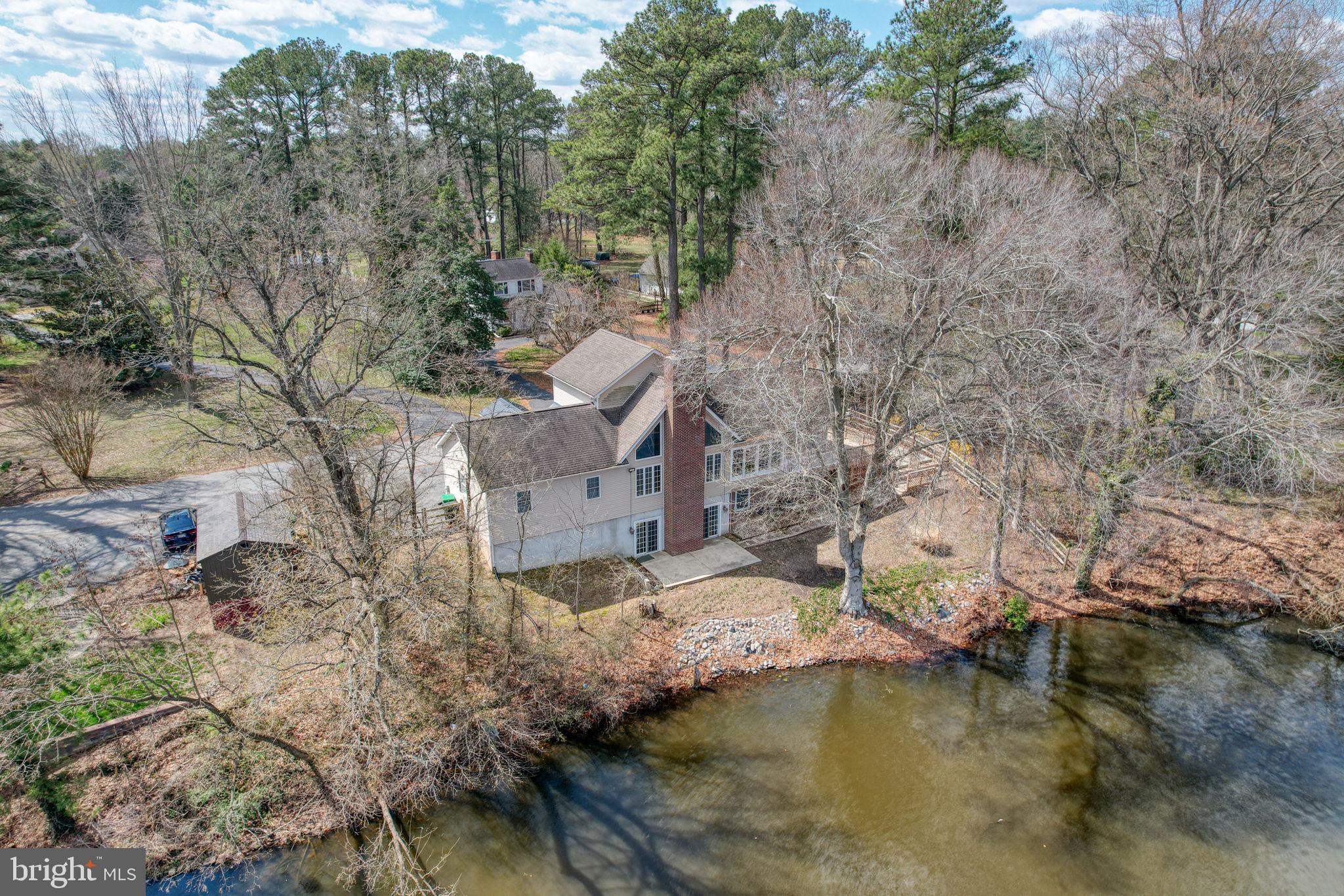 MOORES LAKE - Residential
