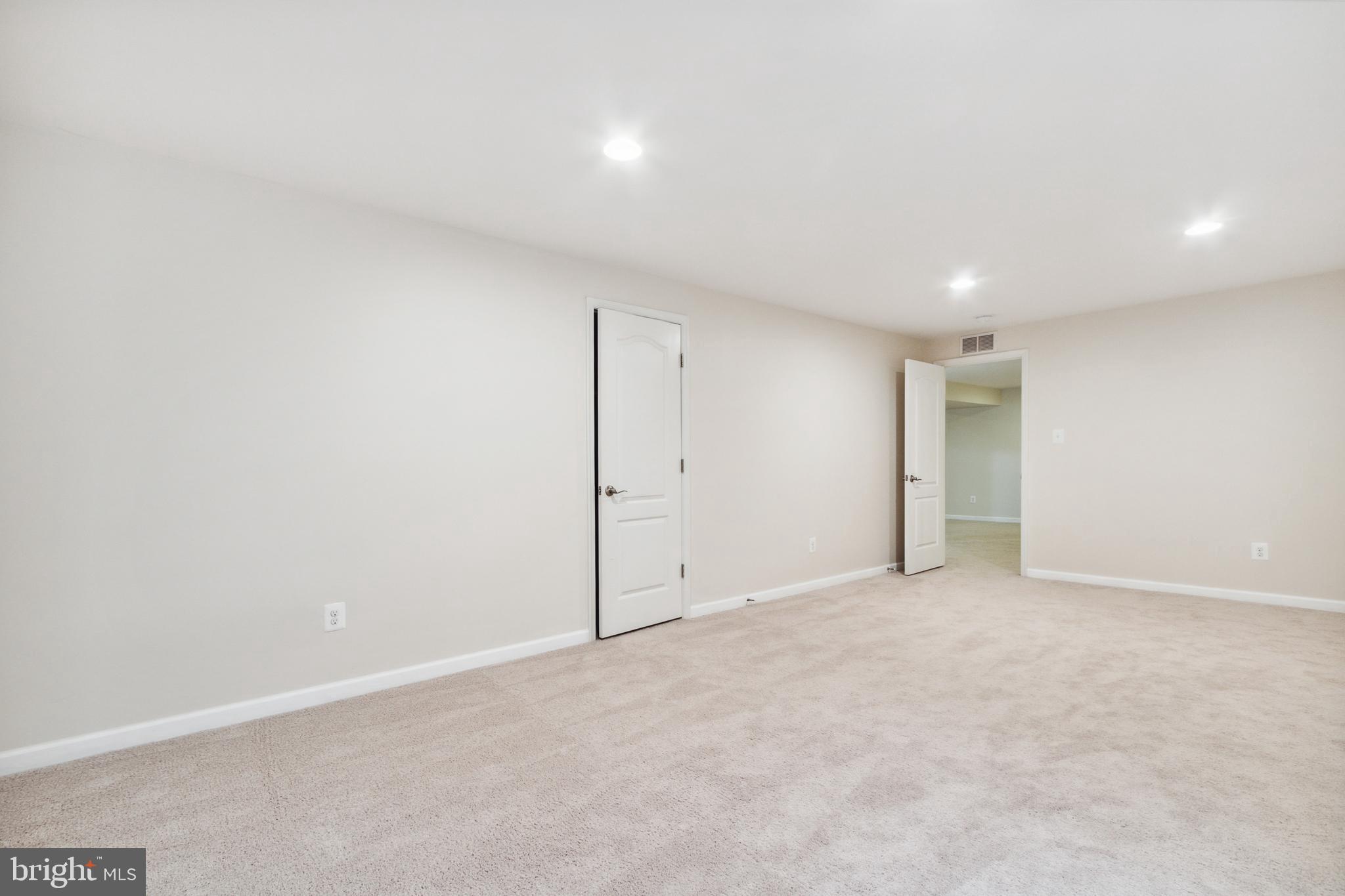 HOADLY FOREST - Residential