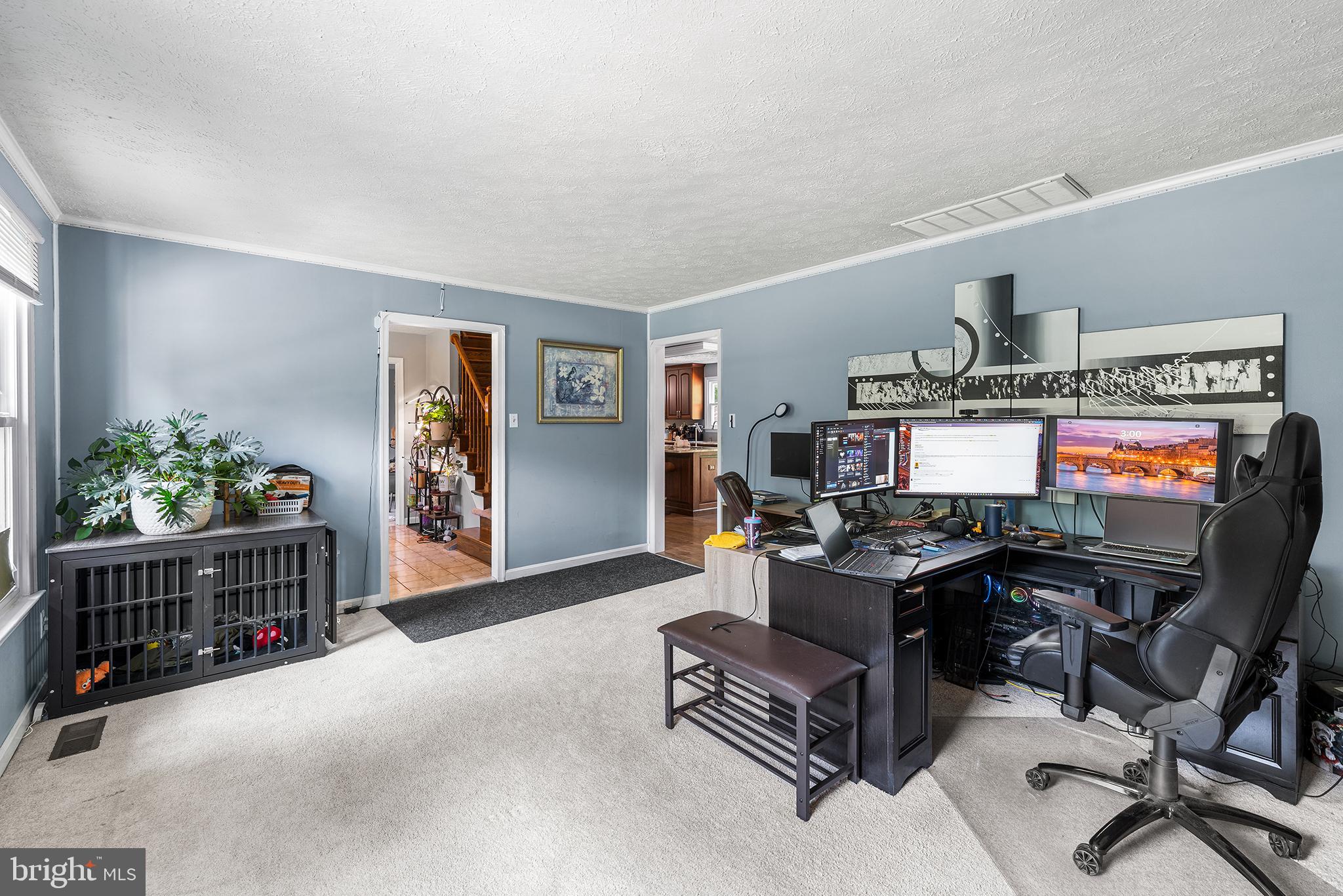 15590 OAK GLEN CIRCLE
