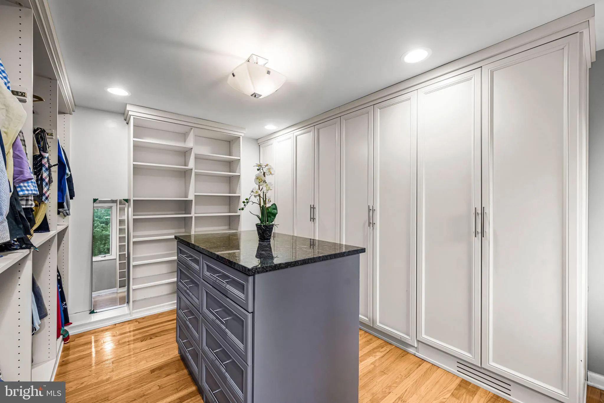 Newtown Square, Pennsylvania 19073, United States, 5 Bedrooms Bedrooms, ,4 BathroomsBathrooms,Residential,Pending,122766