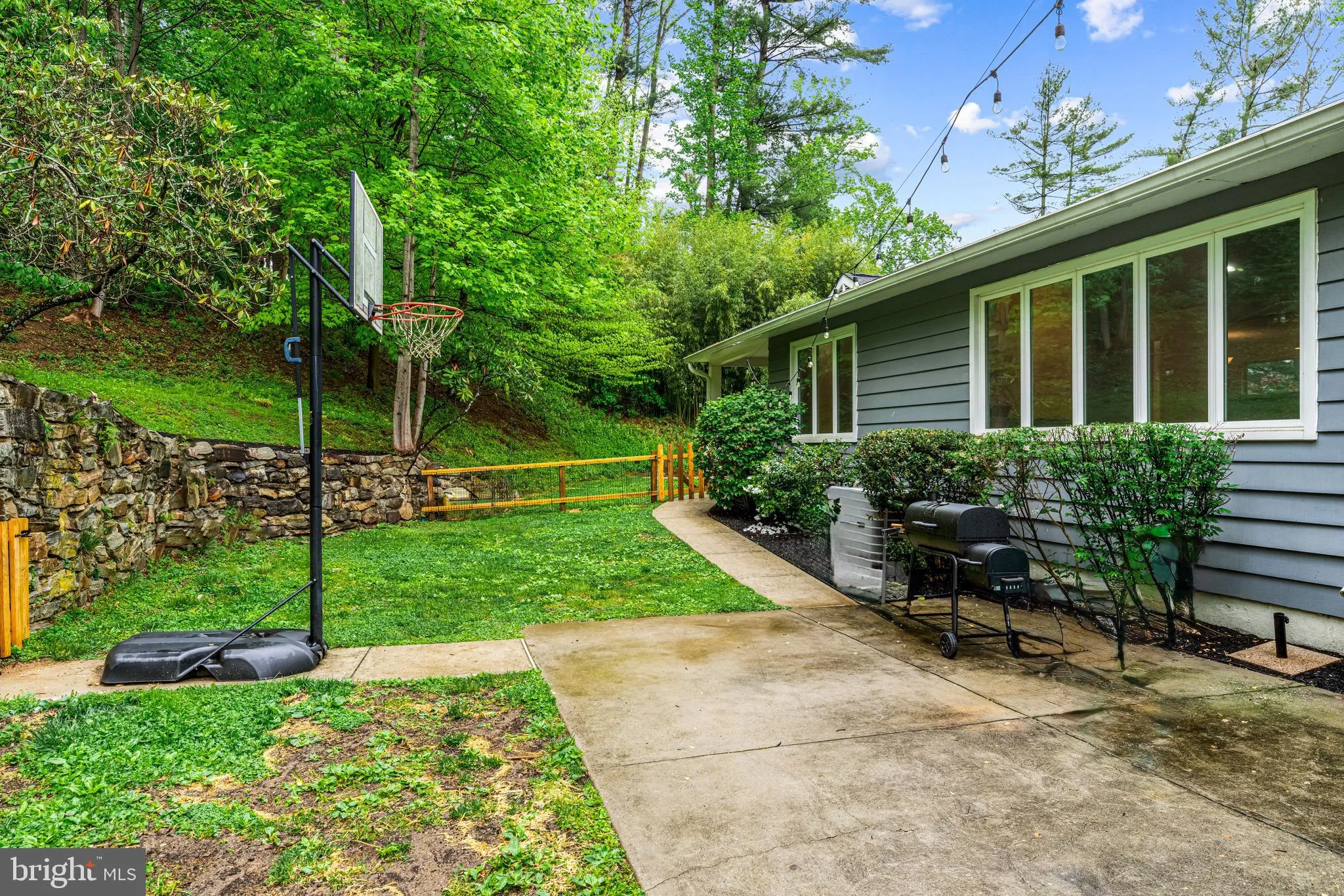 Newtown Square, Pennsylvania 19073, United States, 5 Bedrooms Bedrooms, ,4 BathroomsBathrooms,Residential,Pending,122766