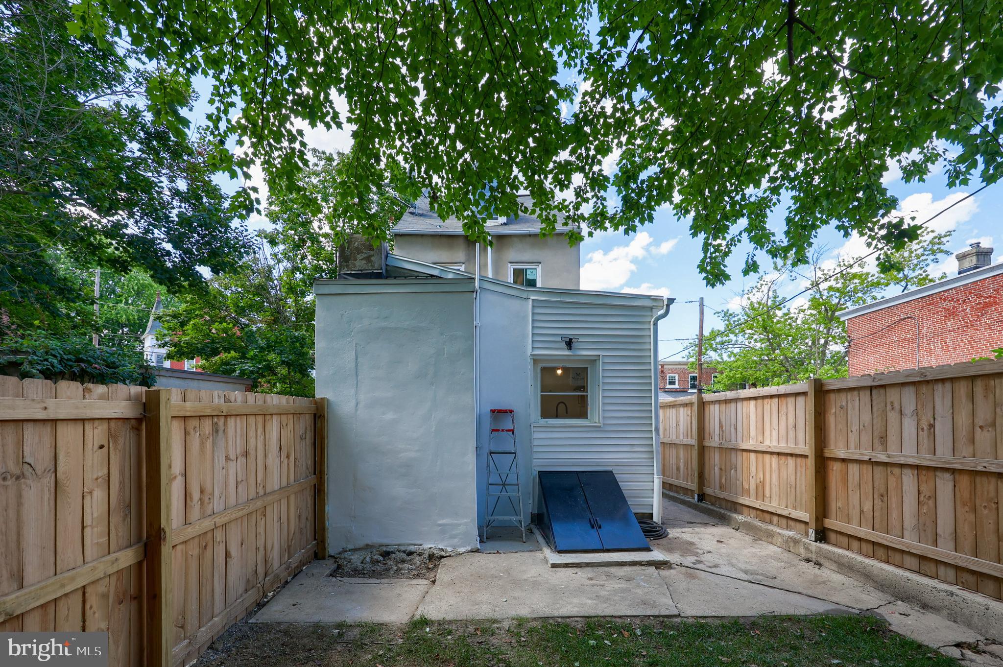 SOWE NEIGHBORHOOD / CABBAGE HILL - Residential