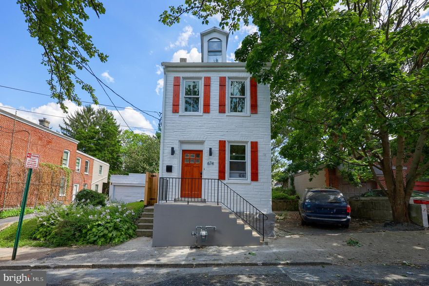 Welcome to this attractive detached historic home, which was a total renovation project since 2024, complete with a new kitchen, new 1.5 bathrooms, lots of new replacement windows, new furnace, new 200 amp electric, new lighting! From the quartz countertops, stainless steel appliances, porcelain floors, ceramic subway tile backsplash to the custom cabinets, you'll love this one! The current owner added new flooring throughout and completely fenced in the rear yard with pressure treat yellow pine, installed a new Gordon entry door into basement and new furnace. Privacy is a rare find in the city and this home has plenty of it!   You are just 2 blocks from the square and the Marriot Convention Center, and a short walk to shopping, the Central Market, the Fulton Theatre, and the downtown business district. A great home to enjoy all the City Life has to offer!!!