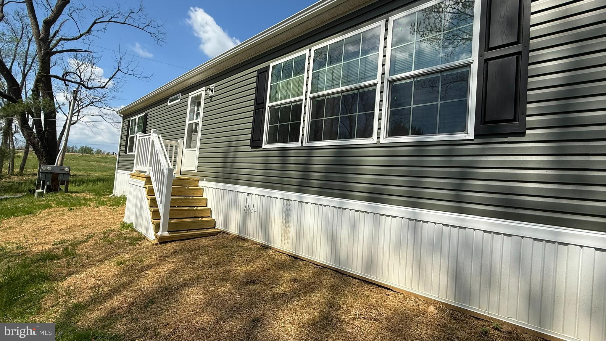 11 DOGWOOD DRIVE