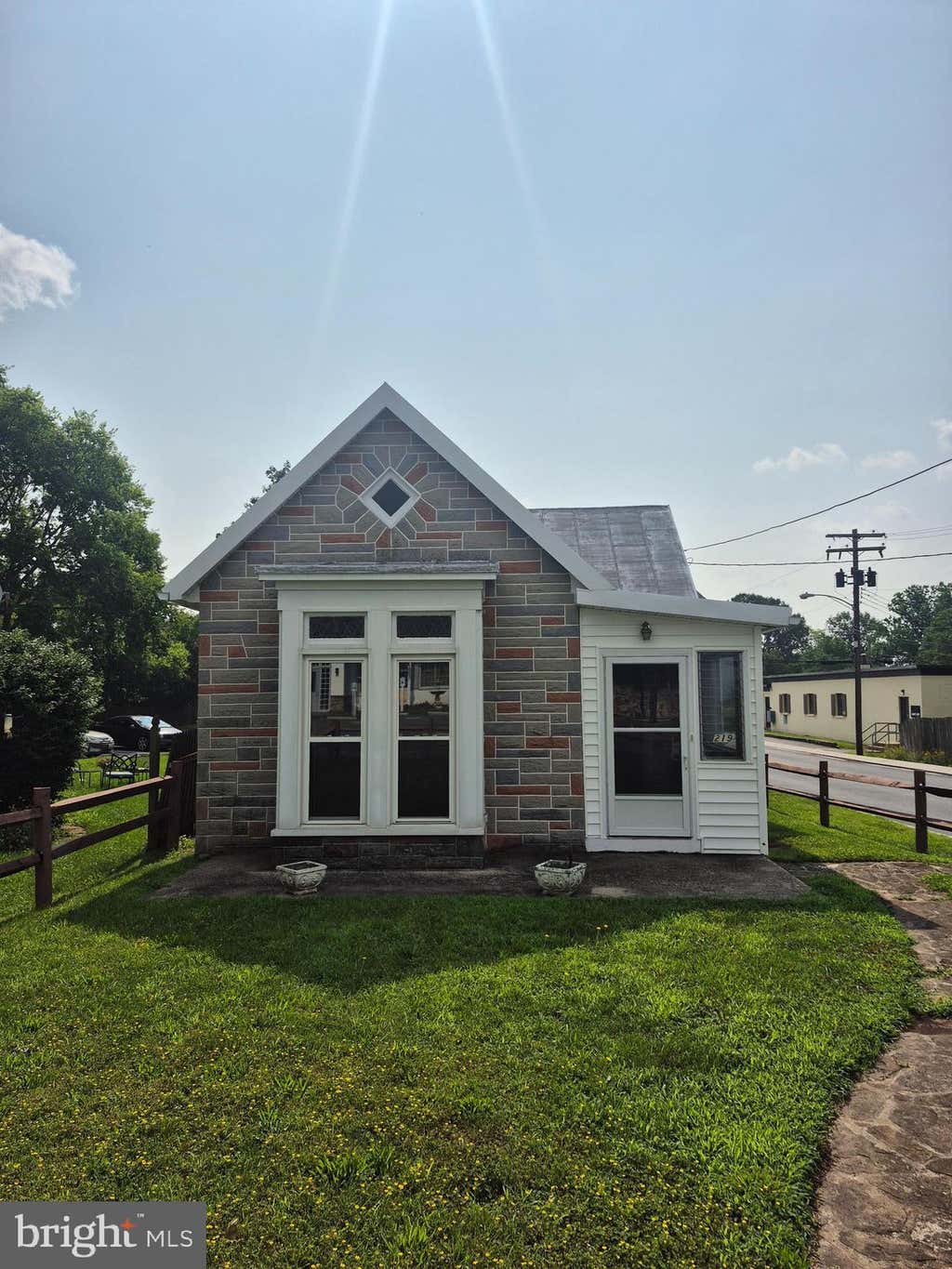 Photo of 219 S Seton Avenue, EMMITSBURG, MD 21727 (MLS # MDFR2085804)