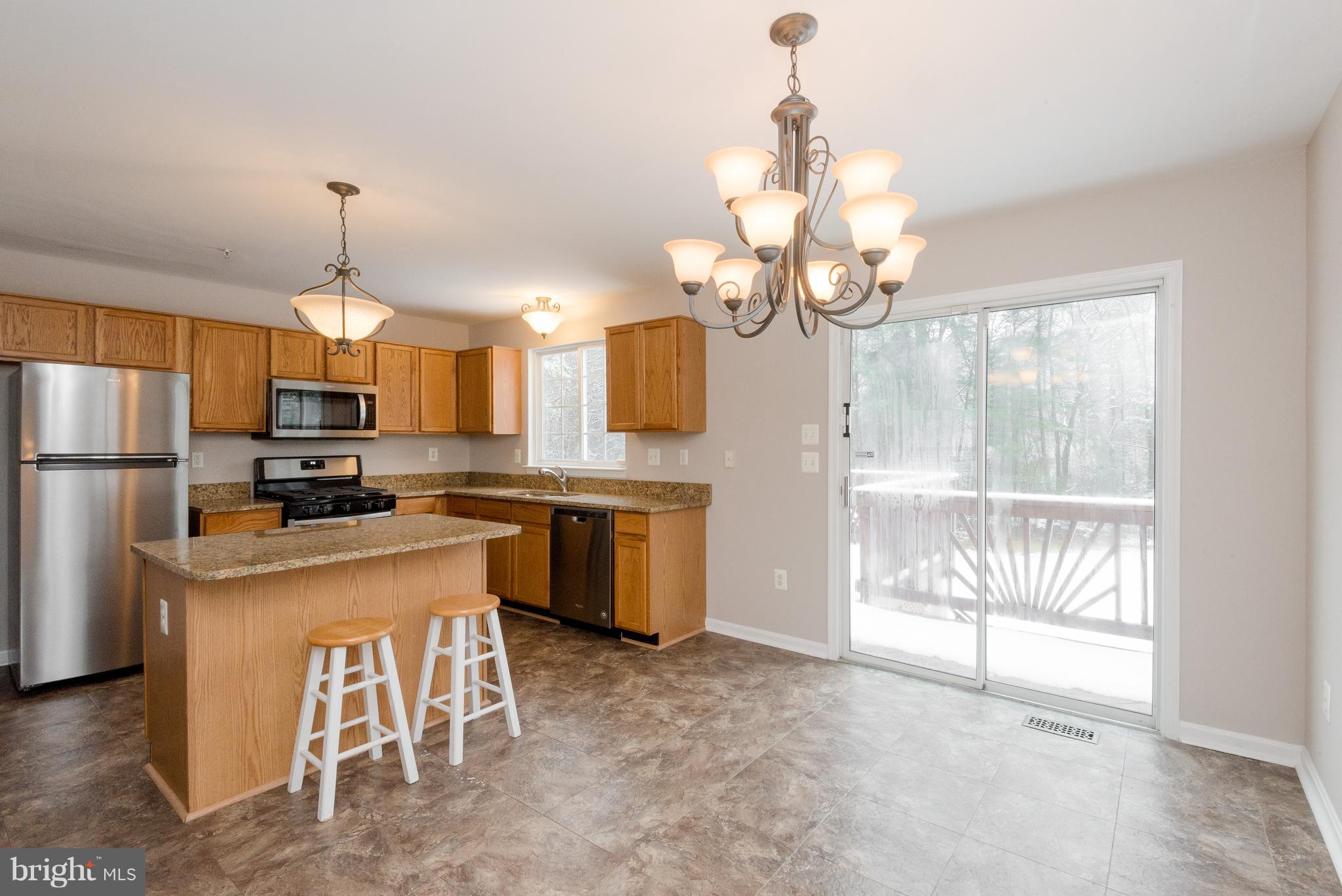 SEVEN OAKS - Residential