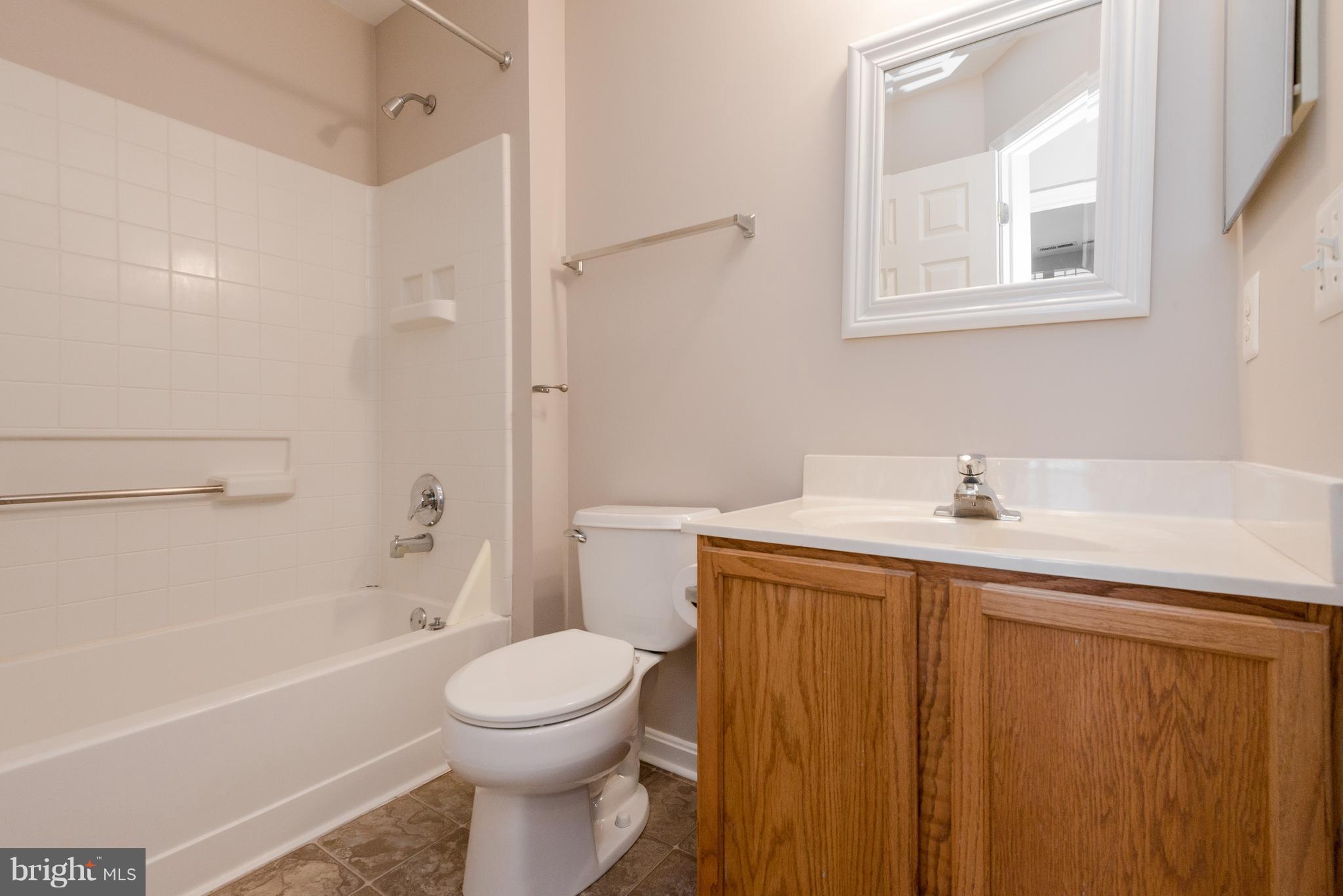 SEVEN OAKS - Residential