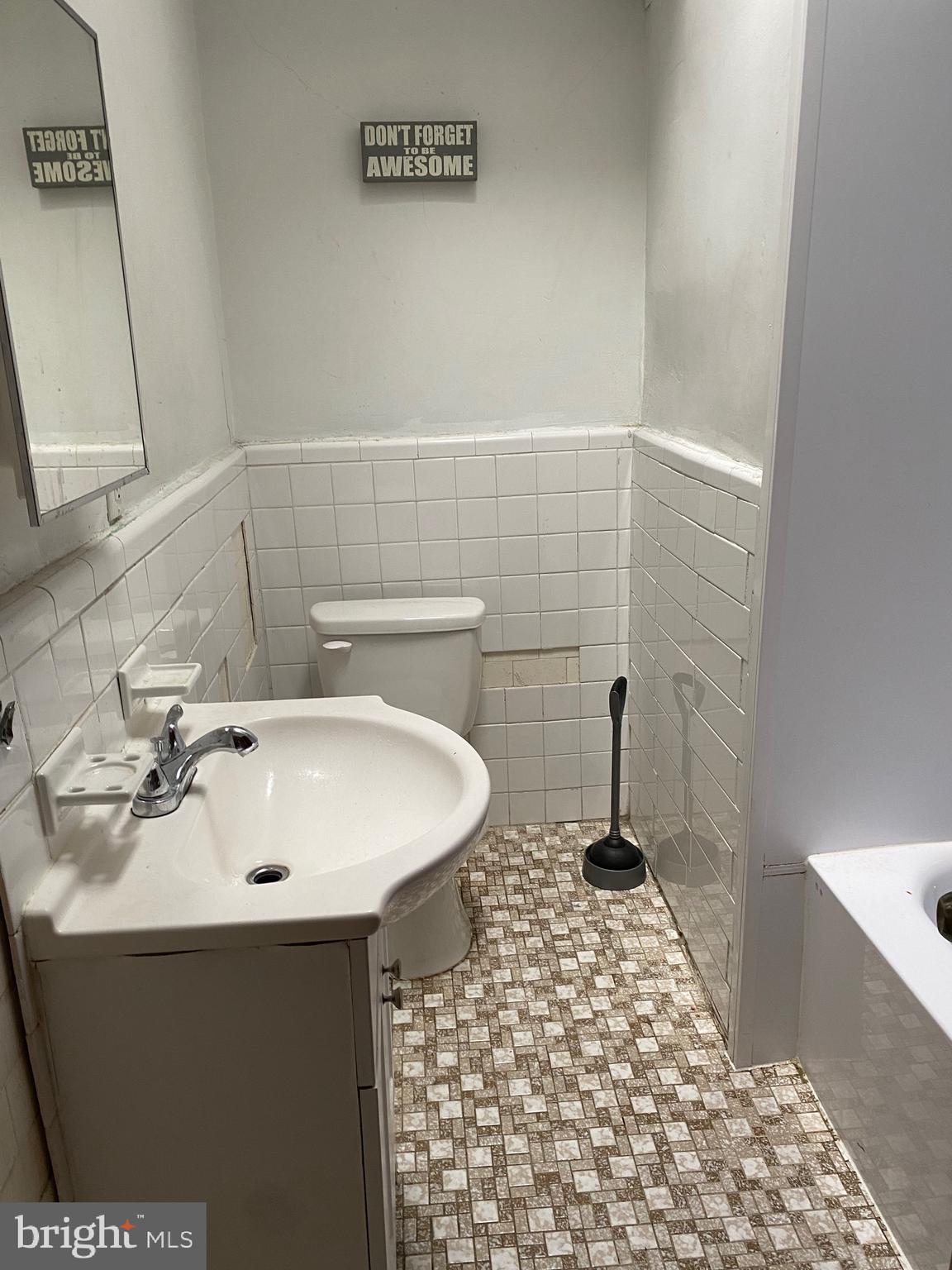 FERN ROCK - Residential