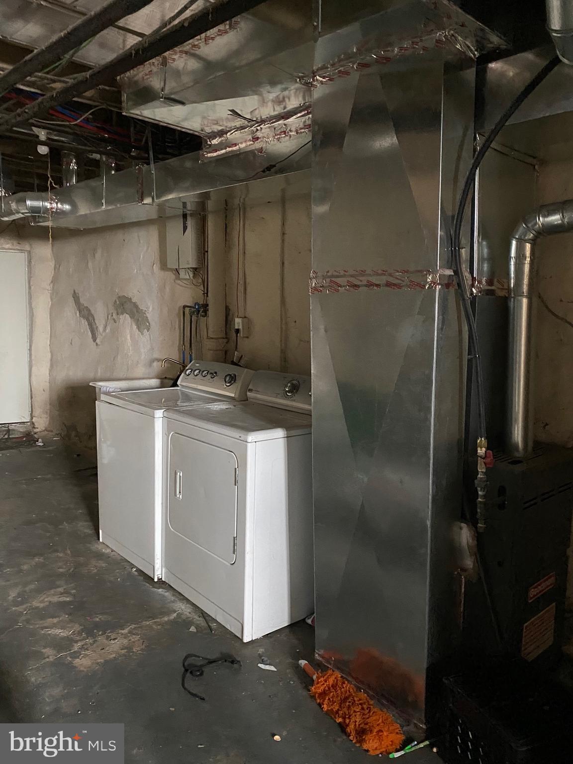 FERN ROCK - Residential